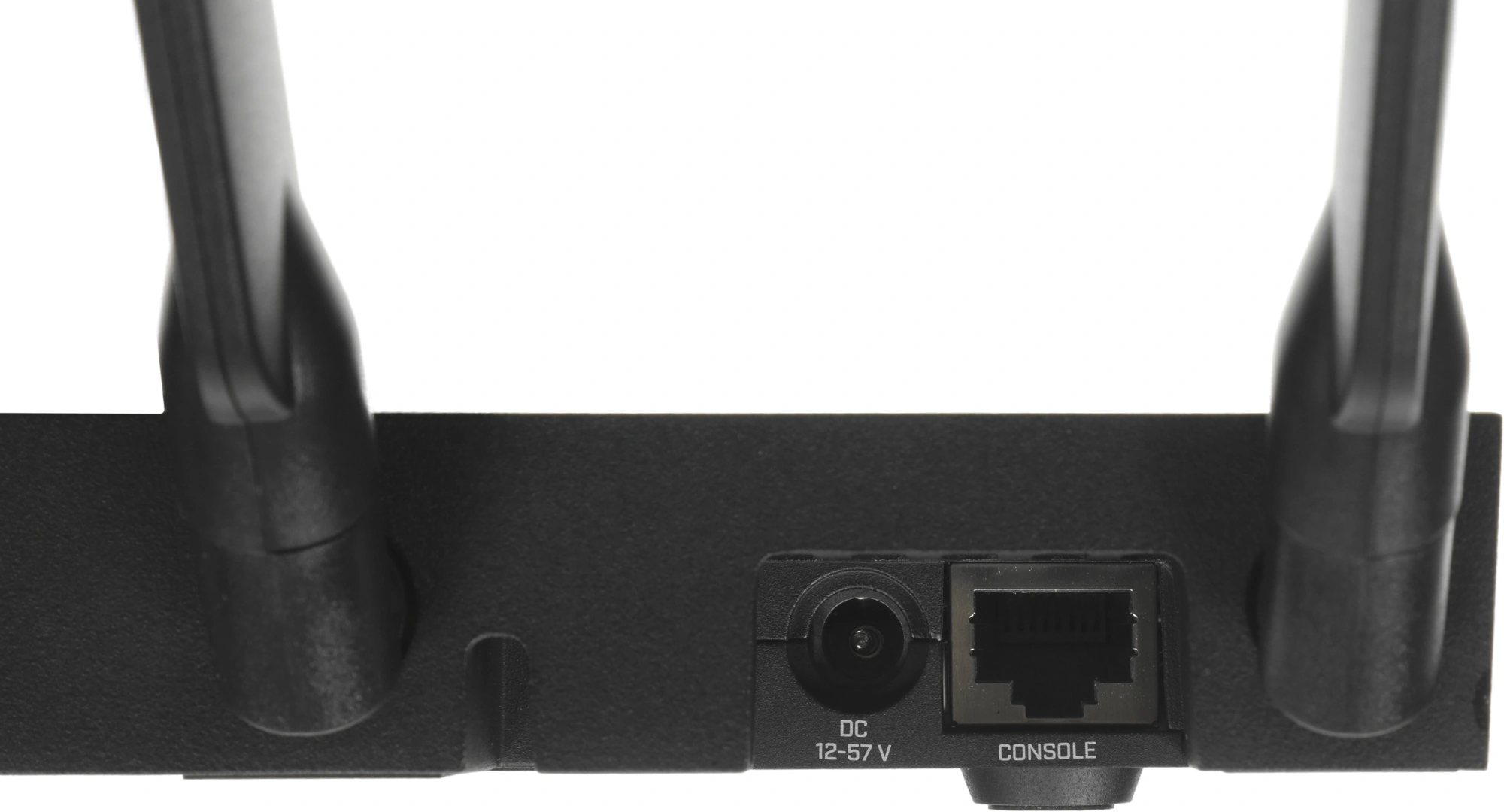 Роутер беспроводной MikroTik RB4011iGS+5HacQ2HnD-IN AC2000 10/100/1000BASE-TX/SFP+ черный — миниатюра 10