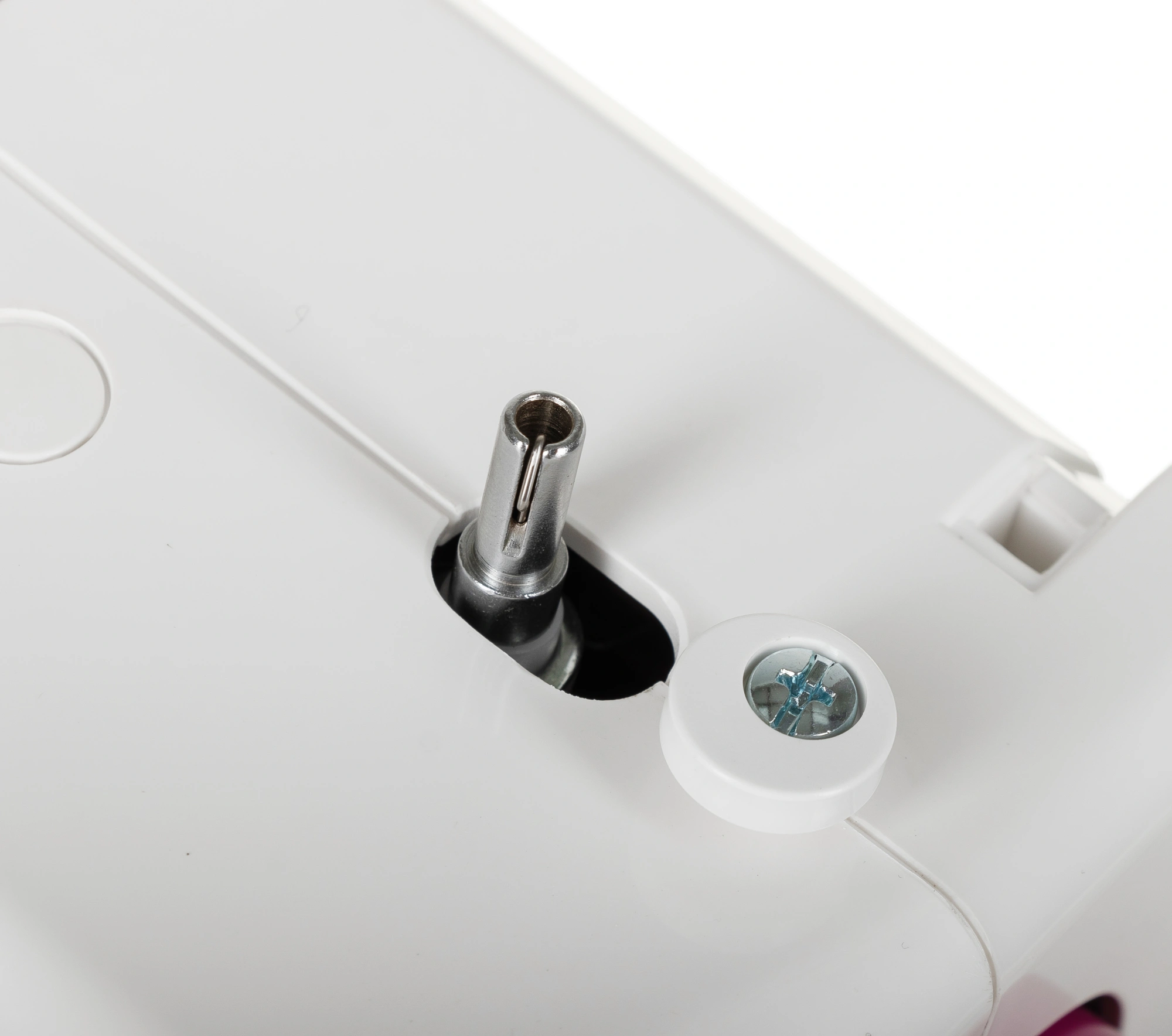 Швейная машина Janome Excellent Stitch 18A белый — миниатюра 12