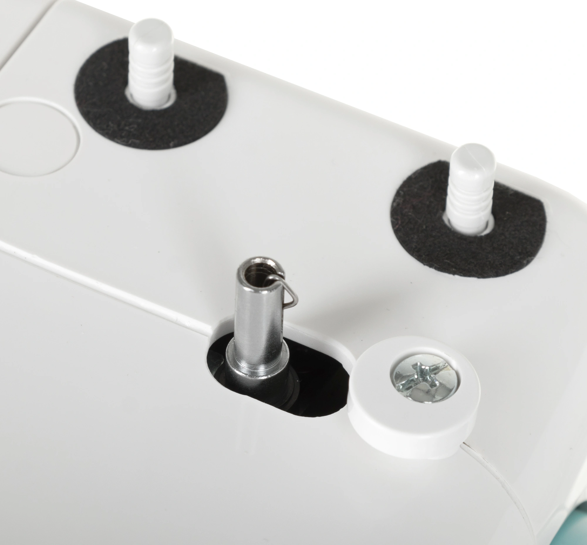 Швейная машина Janome Excellent Stitch 23 белый — миниатюра 14