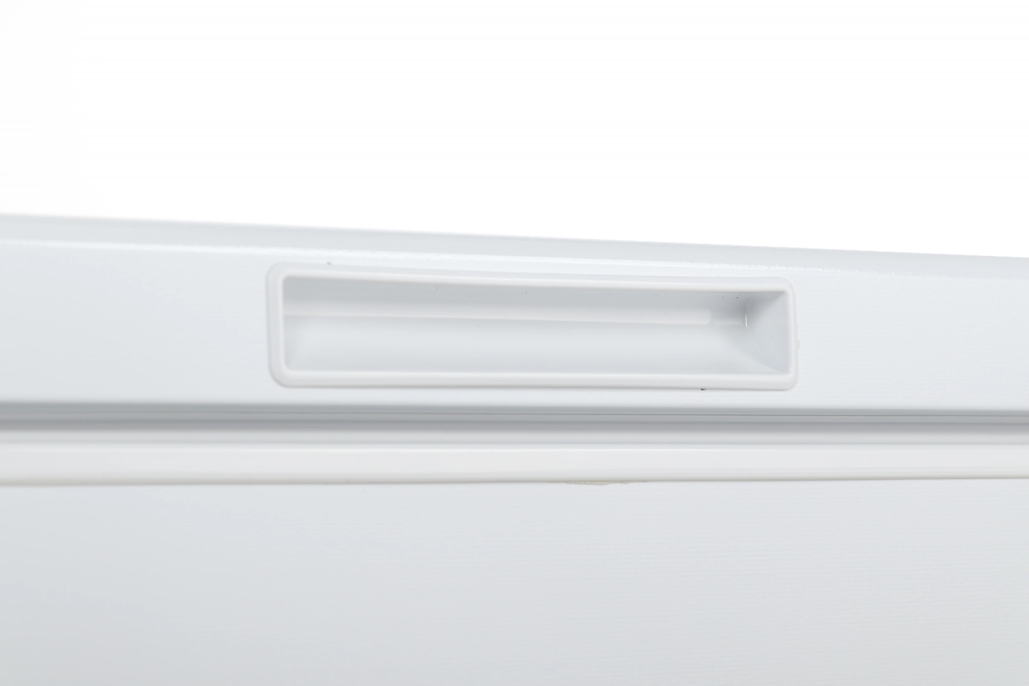 Морозильный ларь Hisense FC386D4AW1 белый — миниатюра 8