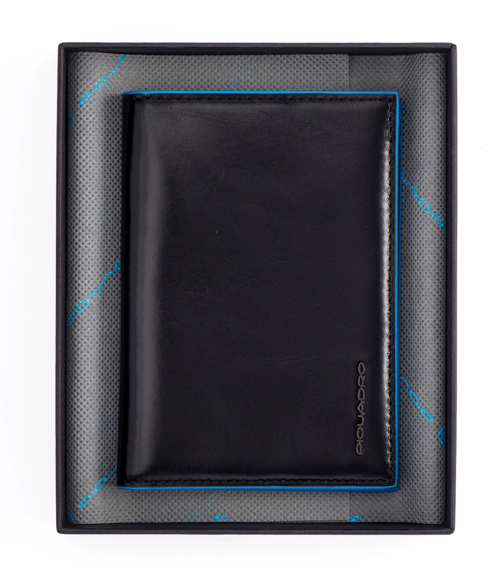 Обложка для документов Piquadro Blue Square PP5256B2/N черный натур.кожа — миниатюра 6
