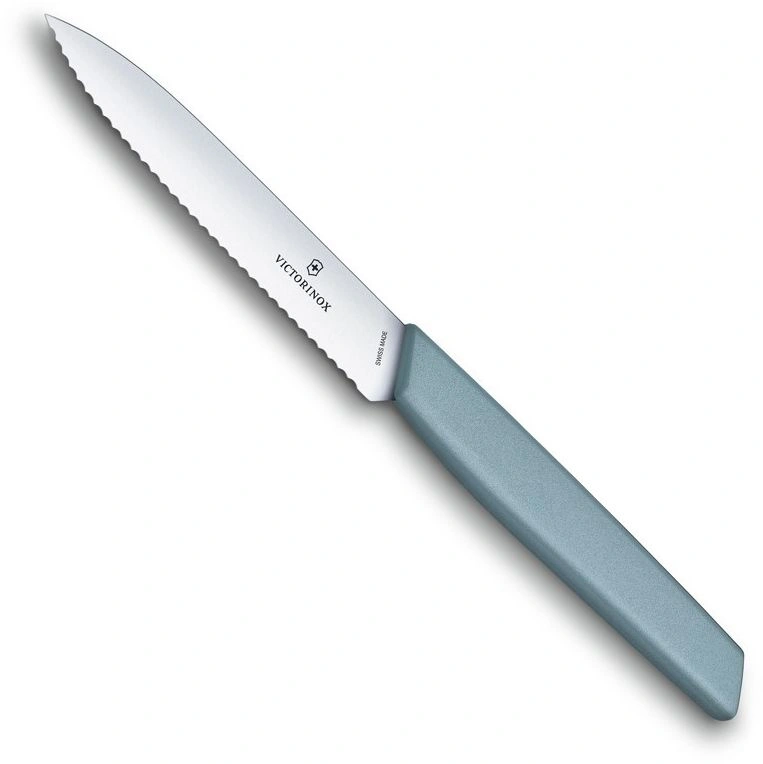 Нож кухонный Victorinox Swiss Modern (6.9006.10W21) стальной универсальный лезв.100мм серрейт. заточка голубой — миниатюра 4