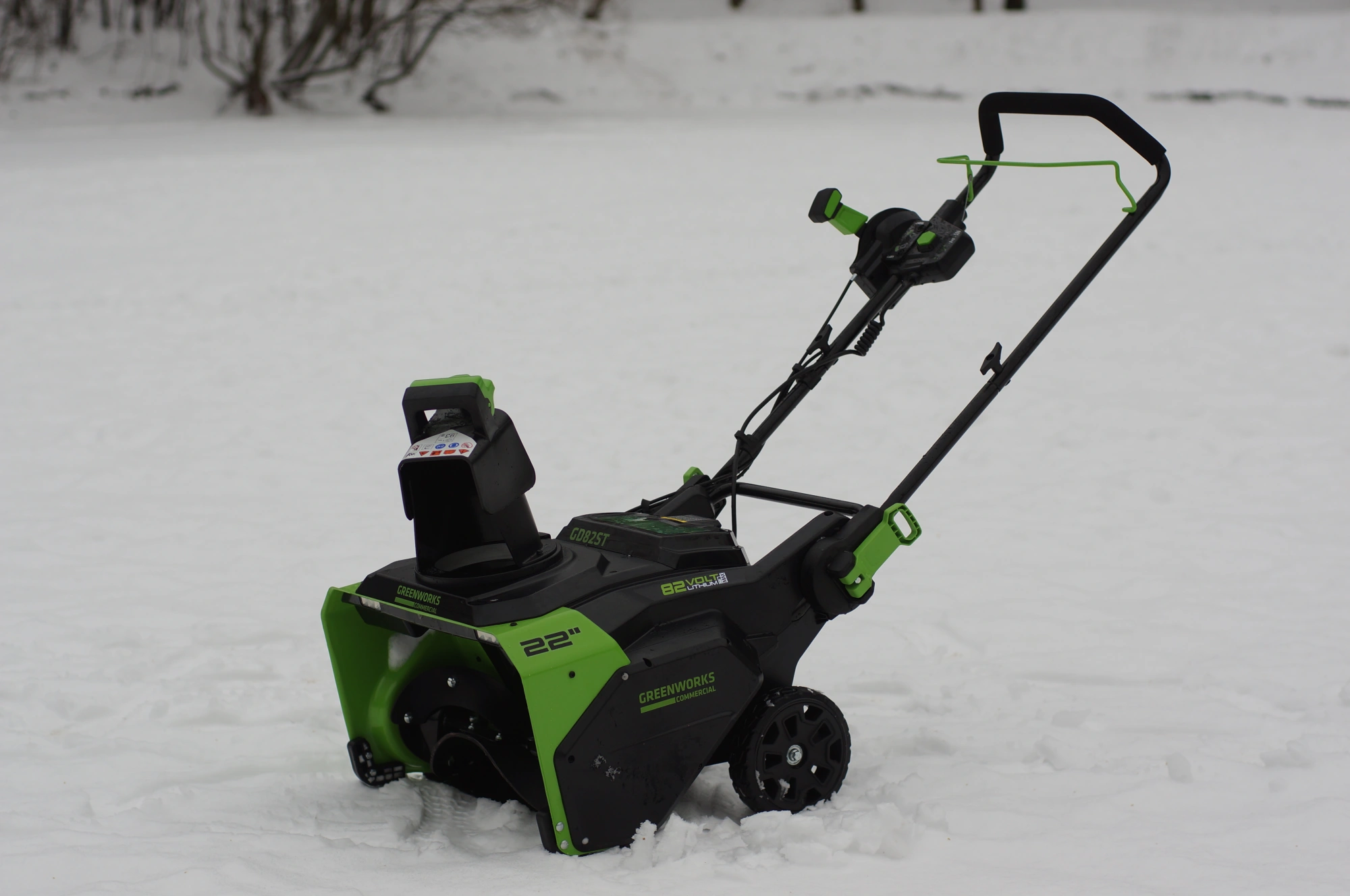 Снегоуборщик электр. Greenworks GD82ST — миниатюра 2