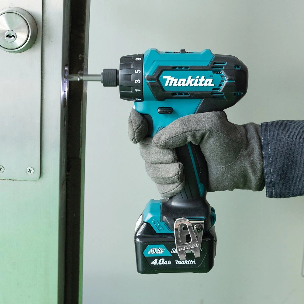 Дрель-шуруповерт Makita DF033DWAE аккум. патрон:шестигр.1/4" (кейс в комплекте) — миниатюра 8