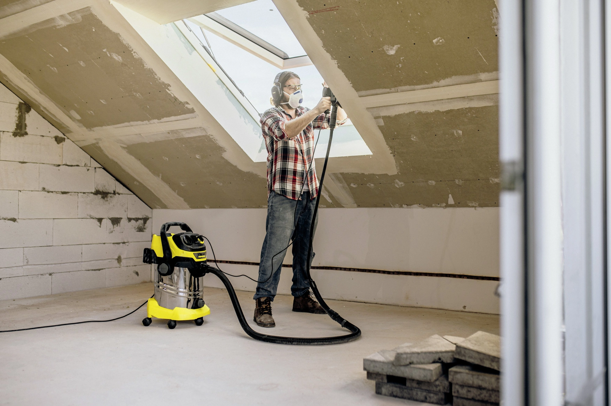 Строительный пылесос Karcher WD 6 P S V-30/6/22/T 1300Вт (уборка: сухая/влажная/выдув/сбор воды) желтый — миниатюра 4