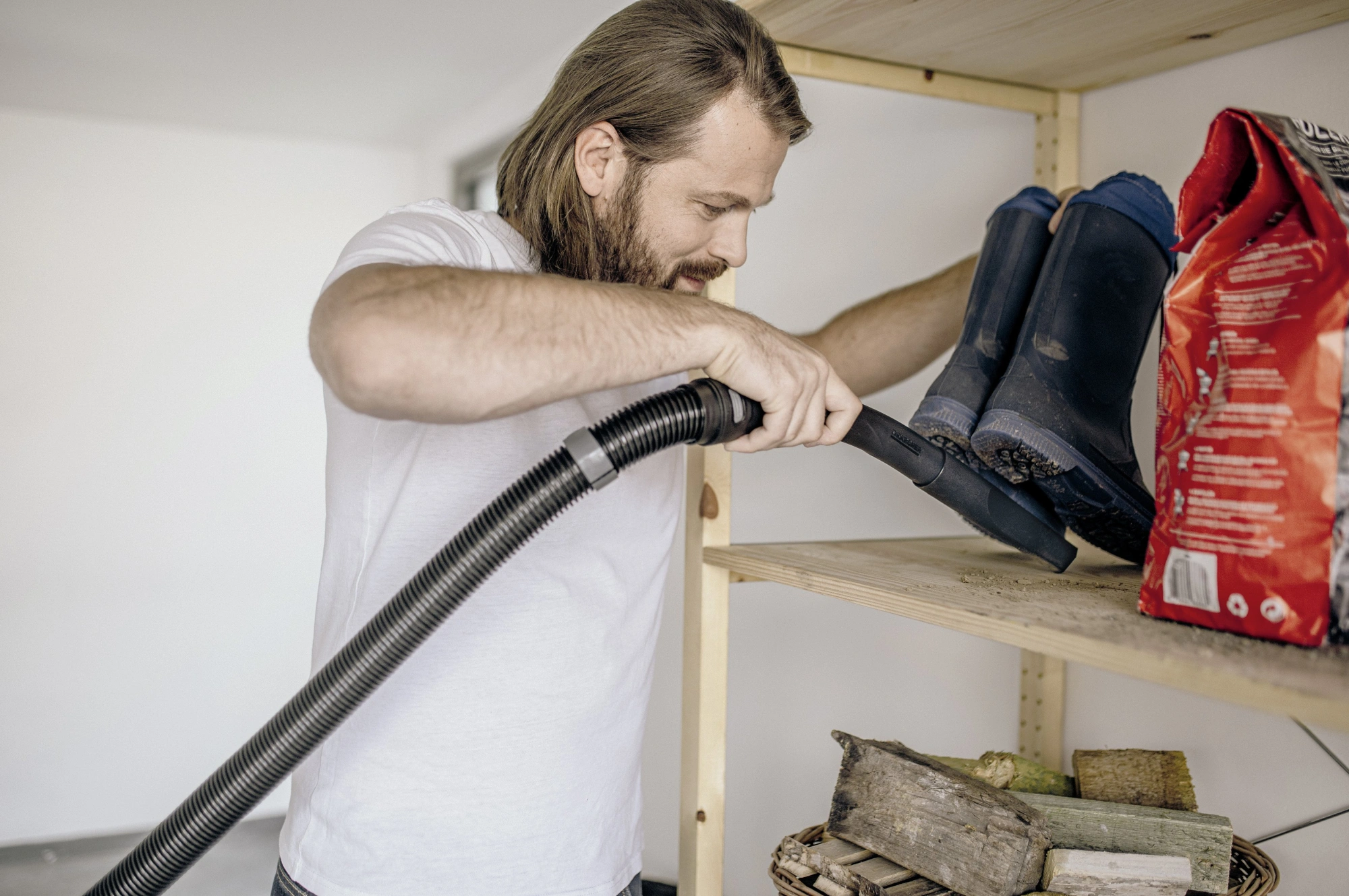 Строительный пылесос Karcher WD 6 P S V-30/6/22/T 1300Вт (уборка: сухая/влажная/выдув/сбор воды) желтый — миниатюра 20