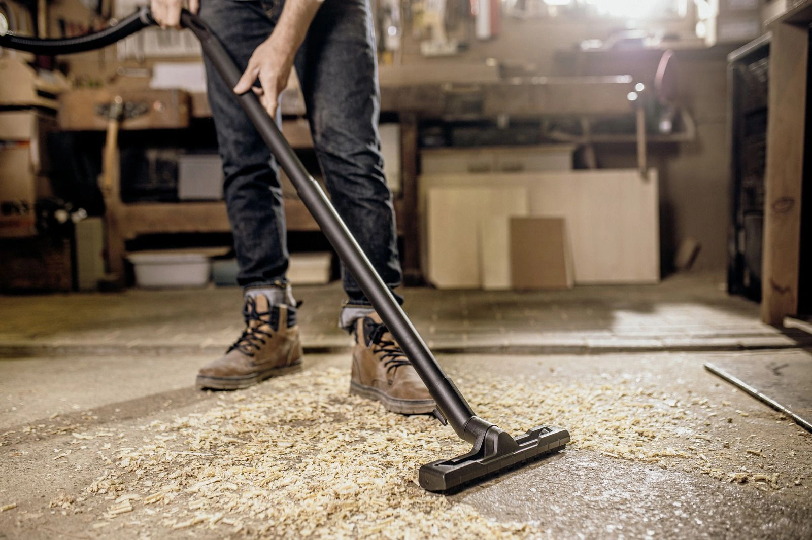 Строительный пылесос Karcher WD 3 P V-17/4/20 Workshop 1000Вт (уборка: сухая/влажная/выдув/сбор воды) желтый — миниатюра 3