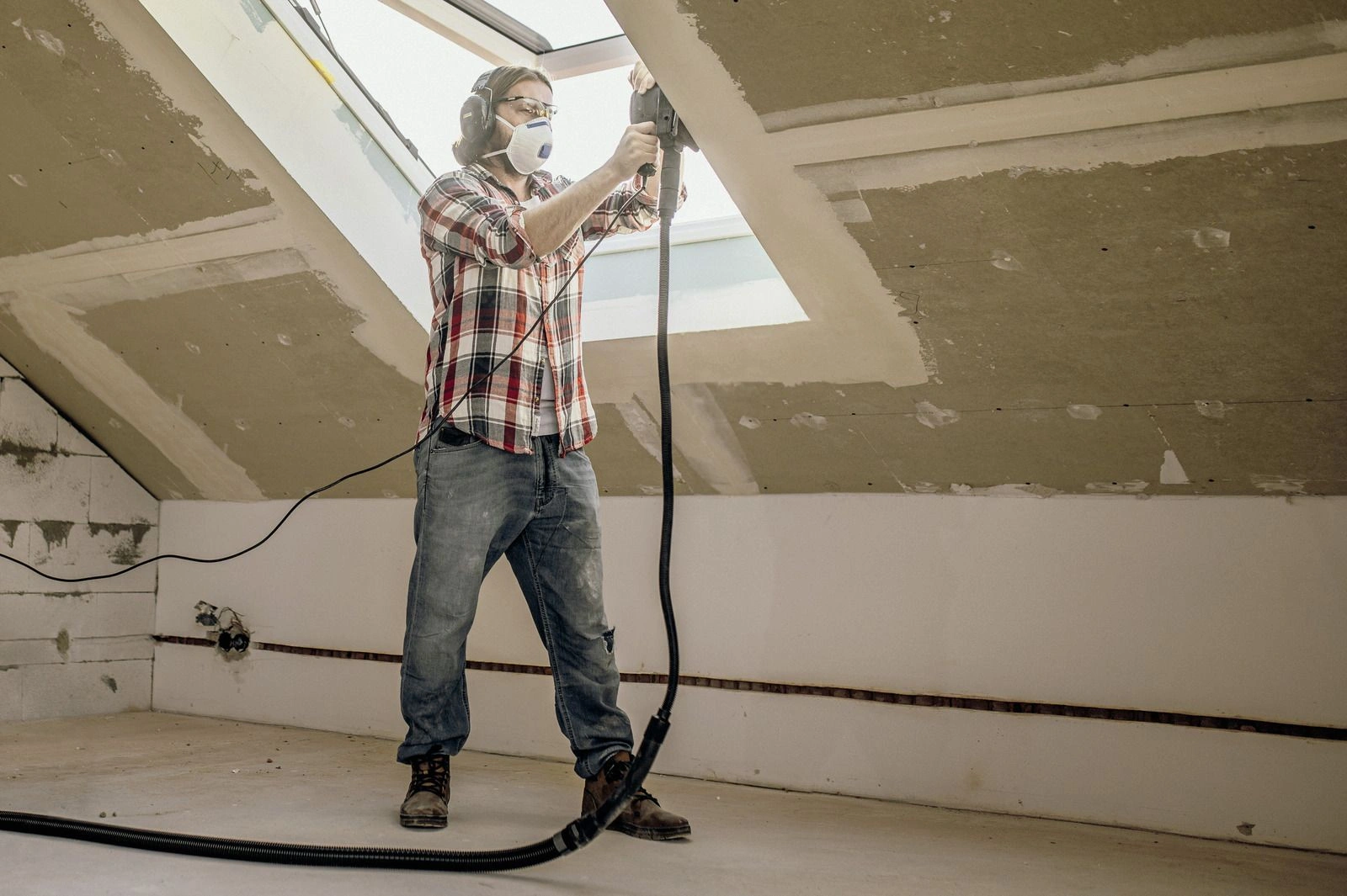 Строительный пылесос Karcher WD 3 P V-17/4/20 Workshop 1000Вт (уборка: сухая/влажная/выдув/сбор воды) желтый — миниатюра 4