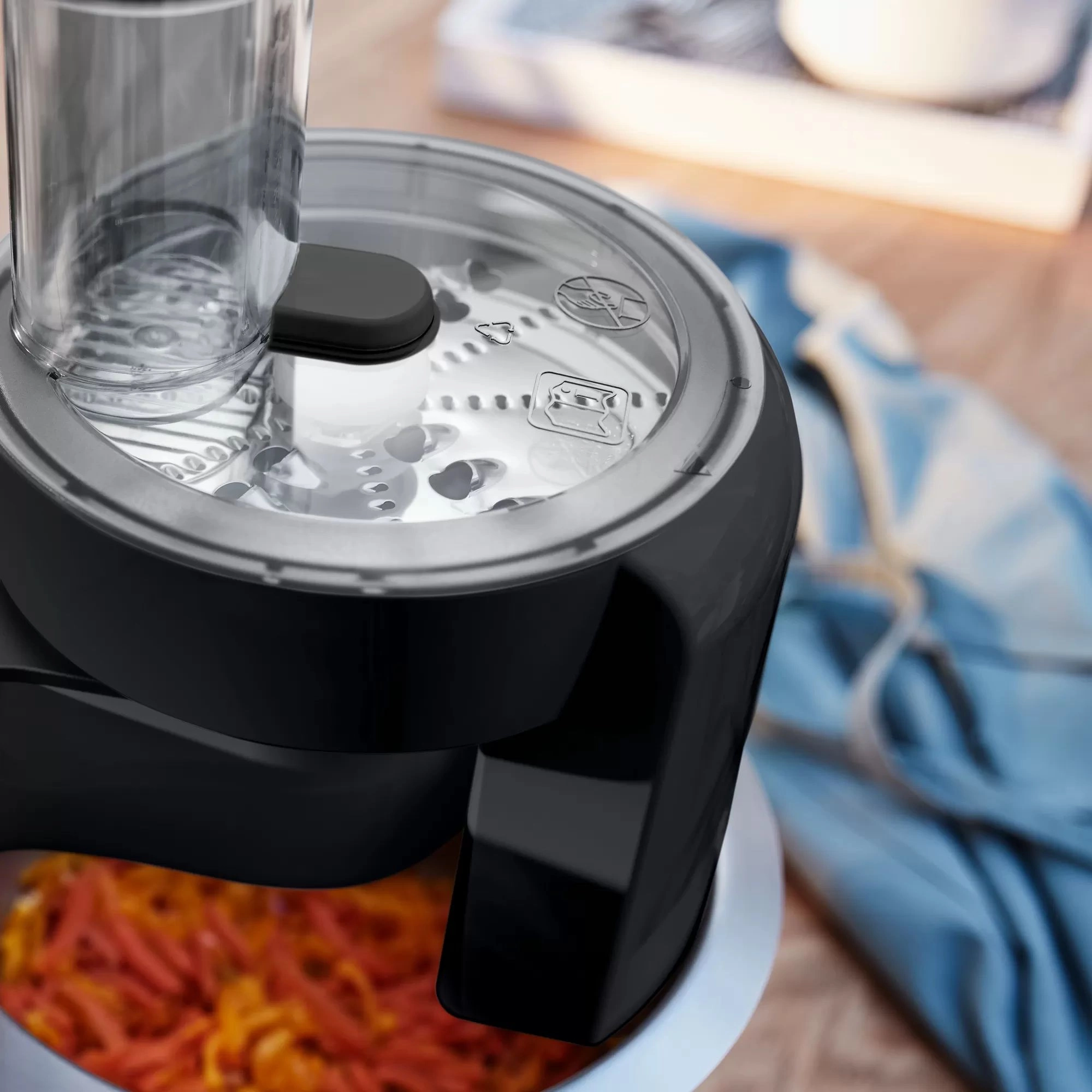 Кухонная машина Bosch Mum Serie 2 MUMS2EB01 планетар.вращ. 700Вт черный/серебристый — миниатюра 6