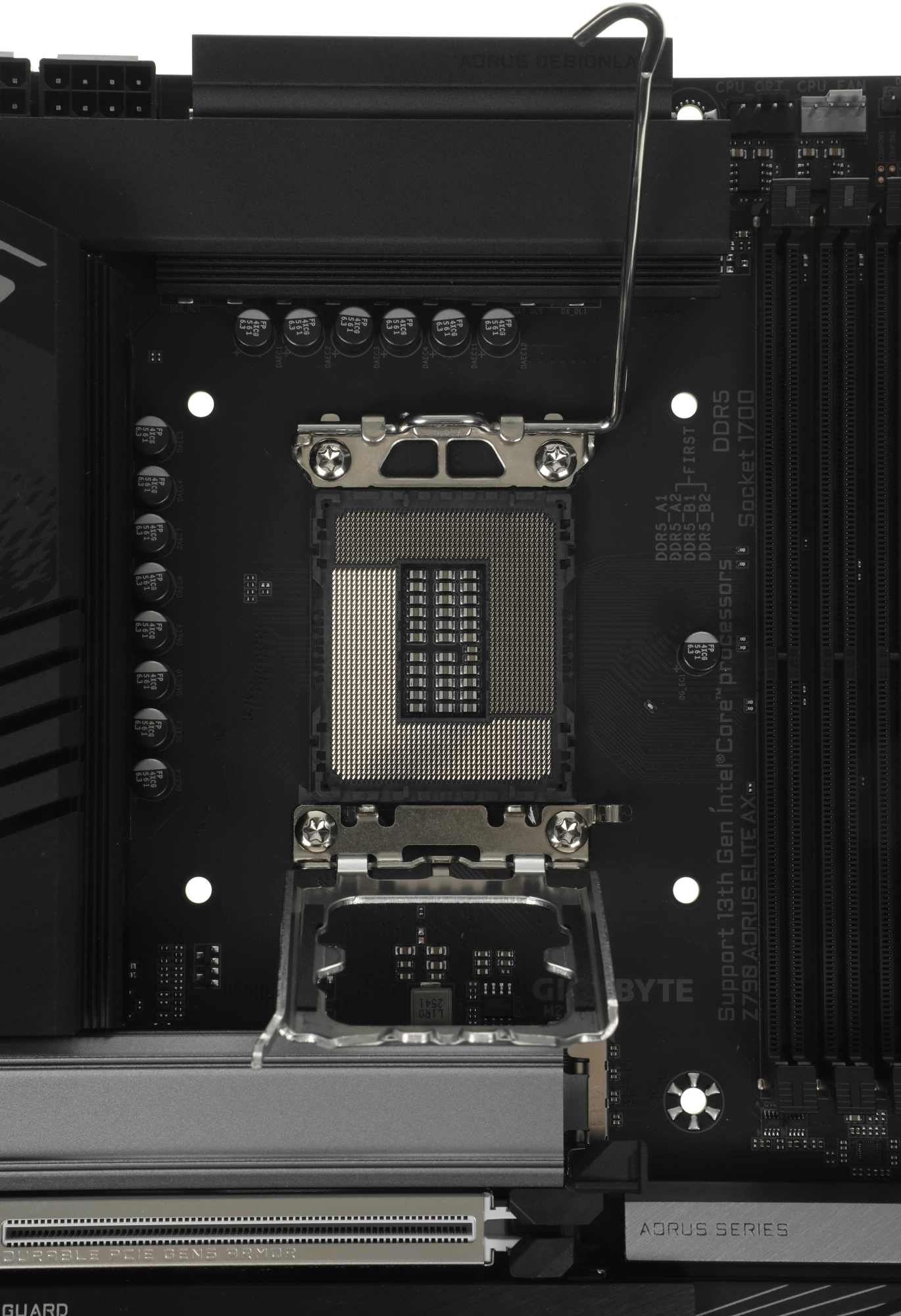 Материнская плата Gigabyte Z790 AORUS ELITE AX Soc-1700 Intel Z790 4xDDR5 ATX AC`97 8ch(7.1) 2.5Gg RAID+HDMI+DP — миниатюра 9