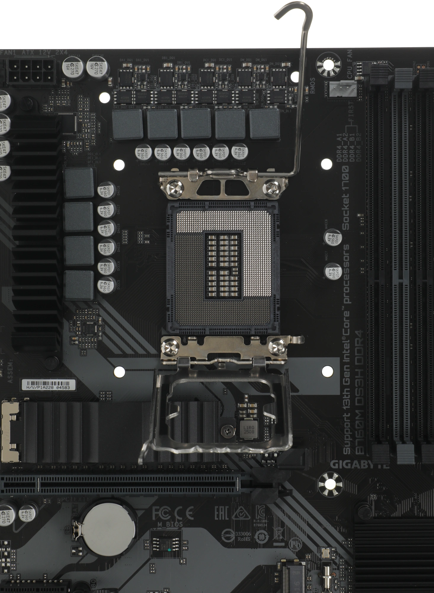 Материнская плата Gigabyte B760M DS3H DDR4 Soc-1700 Intel B760 4xDDR4 mATX AC`97 8ch(7.1) 2.5Gg RAID+VGA+HDMI+DP — миниатюра 8