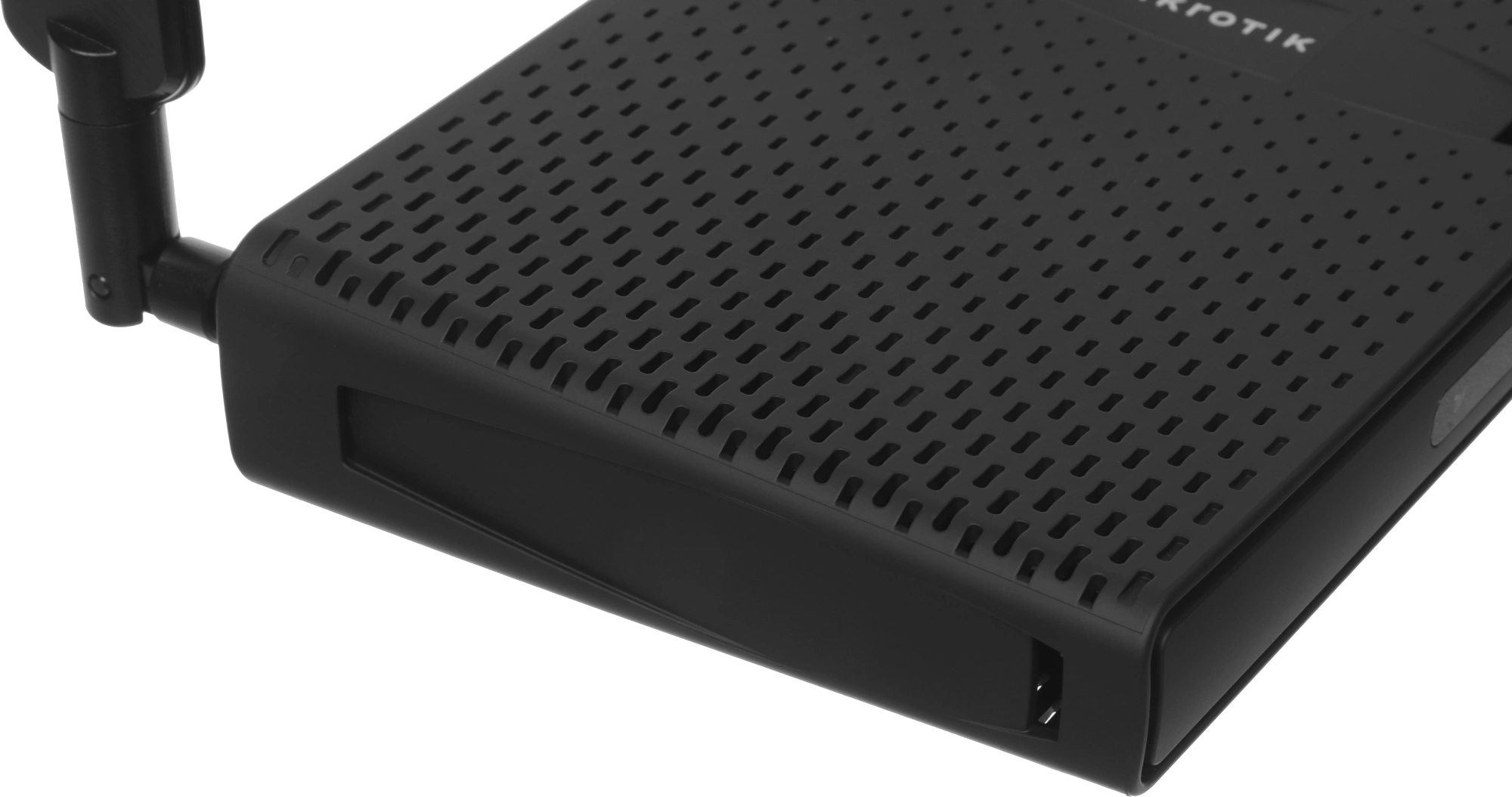 Роутер беспроводной MikroTik hAP ac3 (RBD53IG-5HACD2HND) AC1200 10/100/1000BASE-TX черный — миниатюра 9