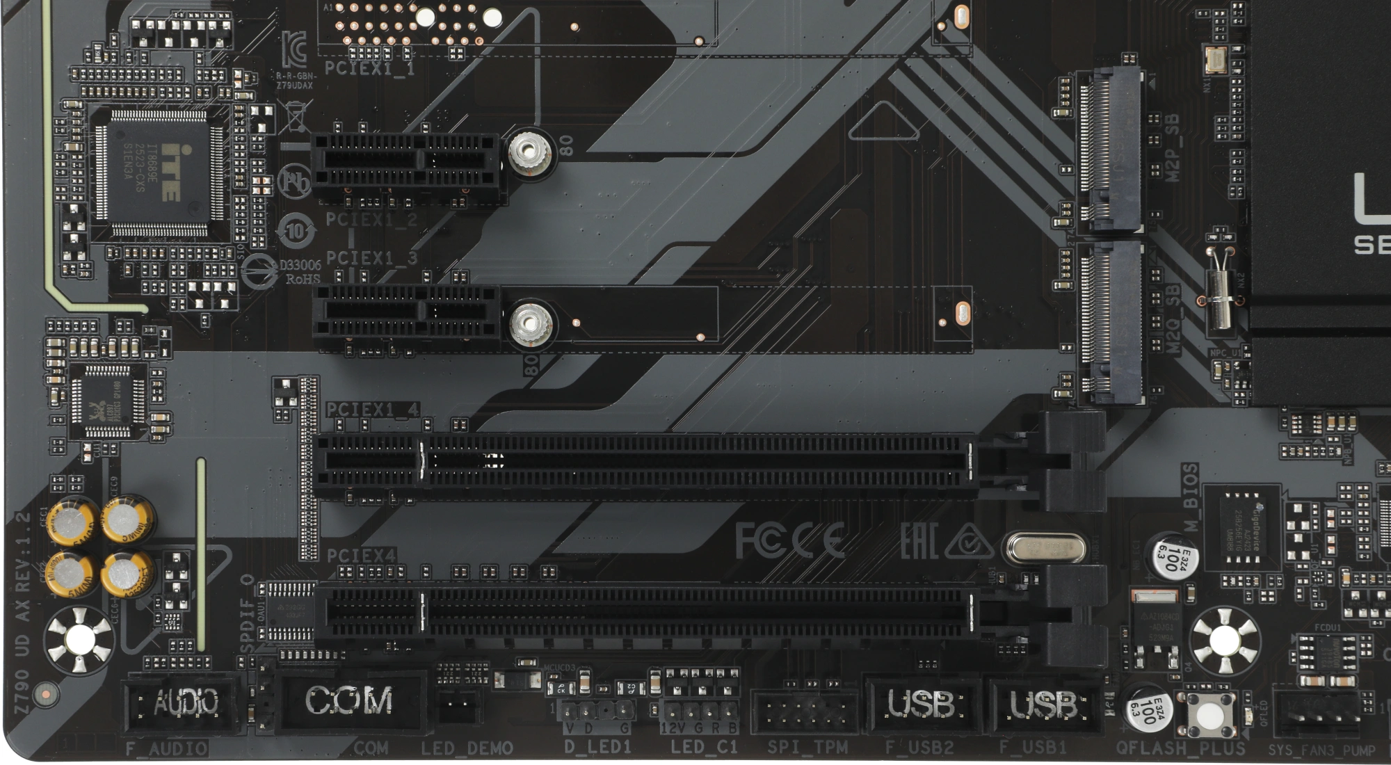 Материнская плата Gigabyte Z790 UD AX Soc-1700 Intel Z790 4xDDR5 ATX AC`97 8ch(7.1) 2.5Gg RAID+HDMI+DP — миниатюра 10