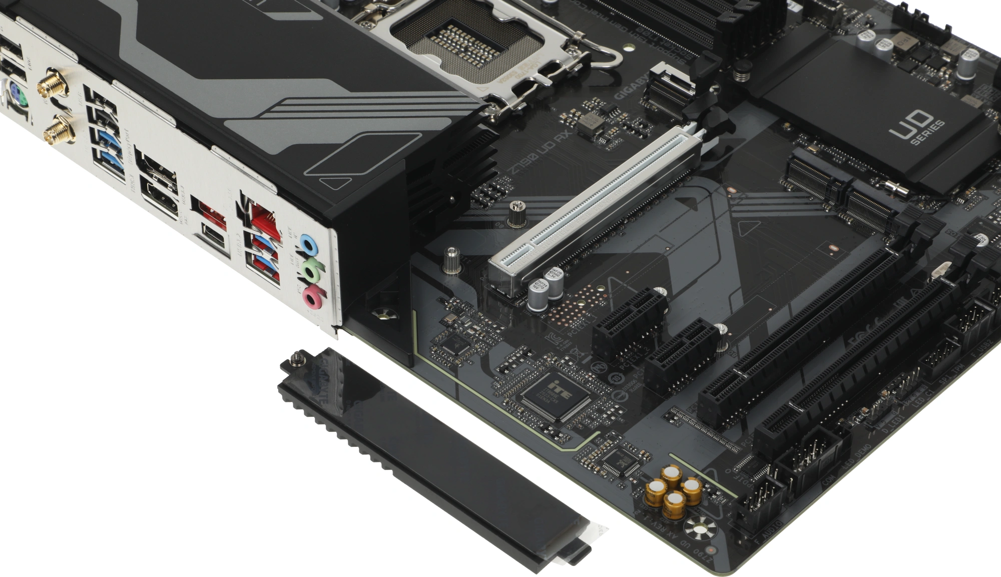 Материнская плата Gigabyte Z790 UD AX Soc-1700 Intel Z790 4xDDR5 ATX AC`97 8ch(7.1) 2.5Gg RAID+HDMI+DP — миниатюра 15