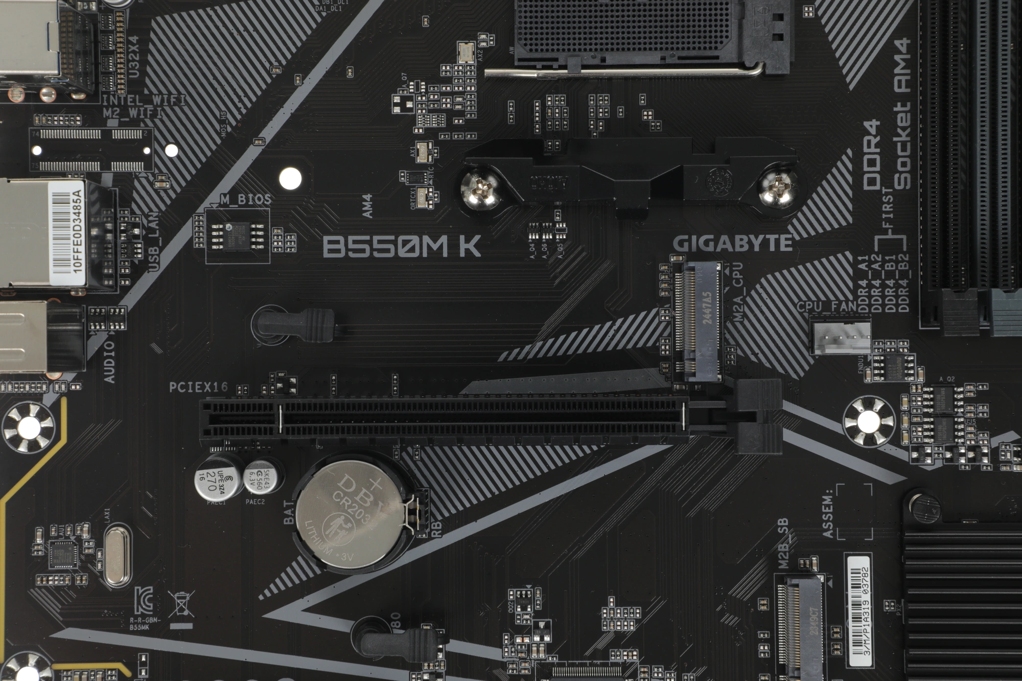 Материнская плата Gigabyte B550M K Soc-AM4 AMD B550 4xDDR4 mATX AC`97 8ch(7.1) GbLAN RAID+HDMI+DP — миниатюра 8
