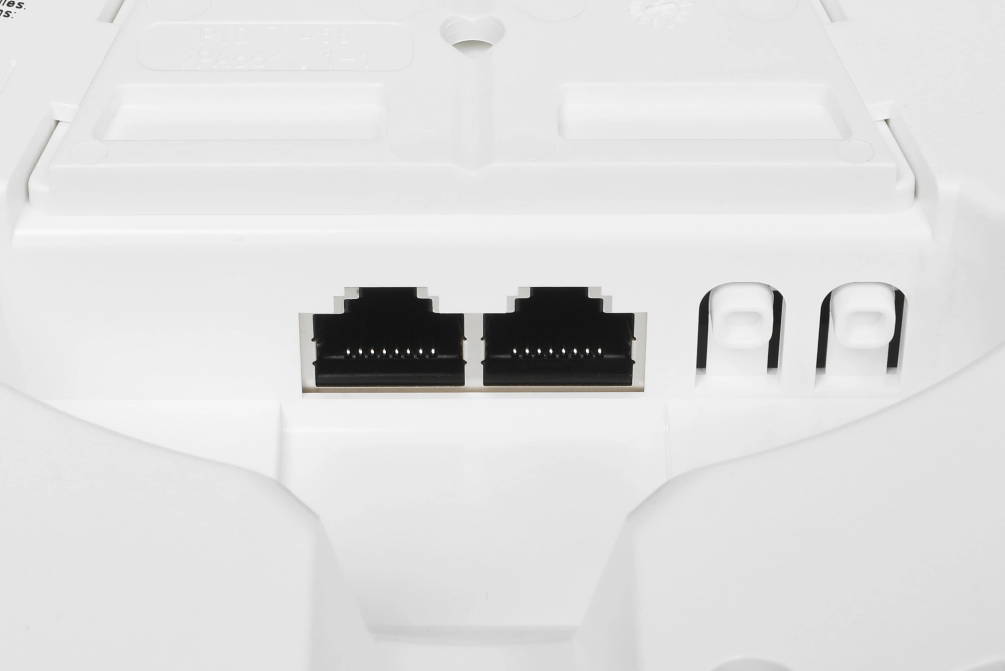 Роутер беспроводной MikroTik cAP XL ac (RBCAPGI-5ACD2ND-XL) AC1200 10/100/1000BASE-TX белый — миниатюра 14