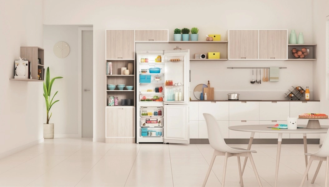 Холодильник Indesit ITR 4180 W 2-хкамерн. белый — миниатюра 10