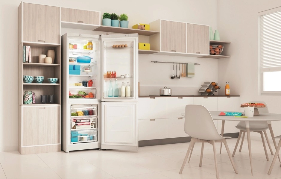 Холодильник Indesit ITR 4180 W 2-хкамерн. белый — миниатюра 11