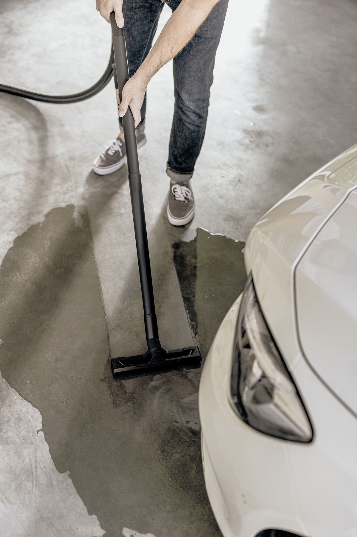 Строительный пылесос Karcher WD 3 S V-19/4/20 (YSY) 1000Вт (уборка: сухая/влажная/выдув/сбор воды) желтый — миниатюра 3