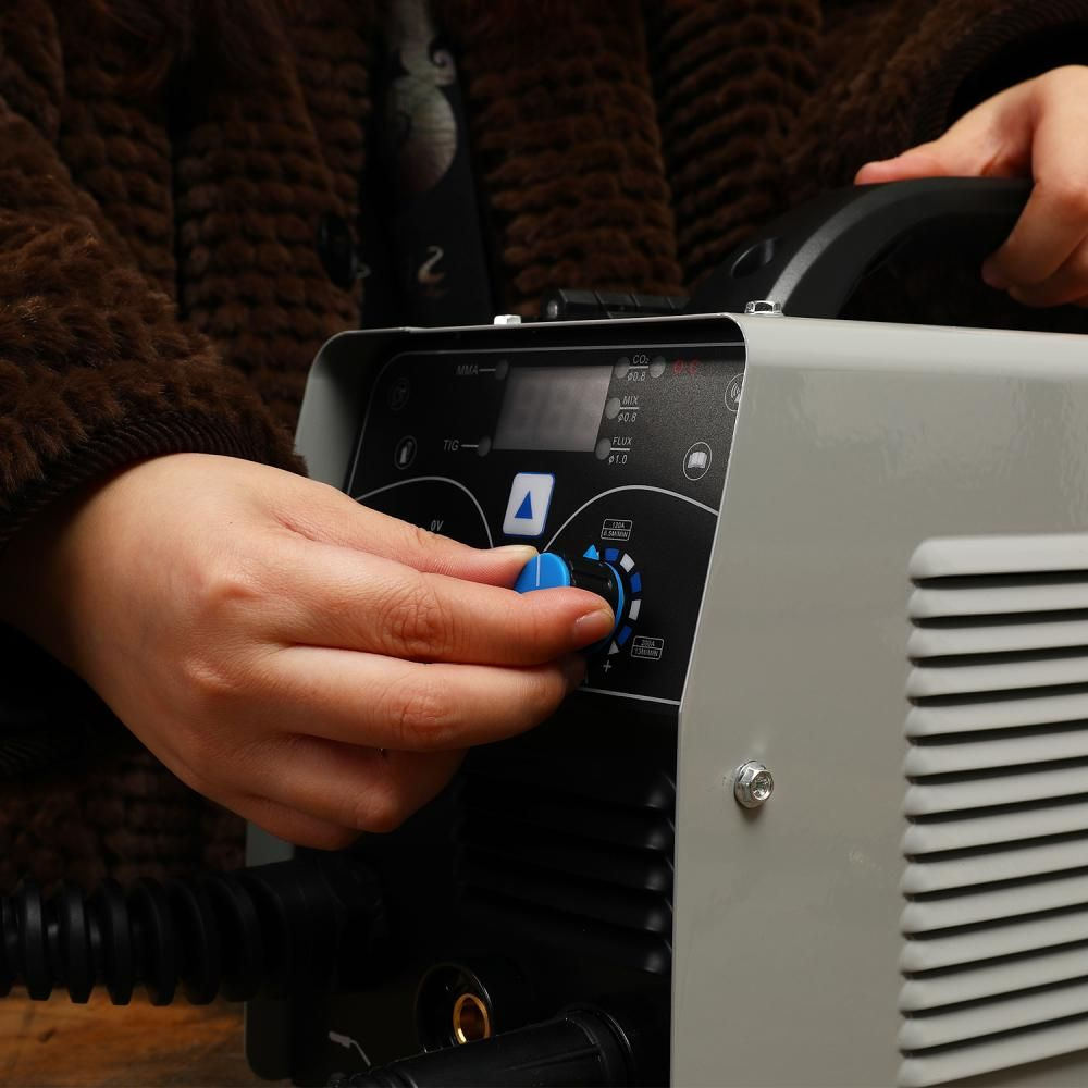 Сварочный полуавтомат Deko DKWM200A инвертор MIG-MAG/ММА 5.6кВт — миниатюра 7