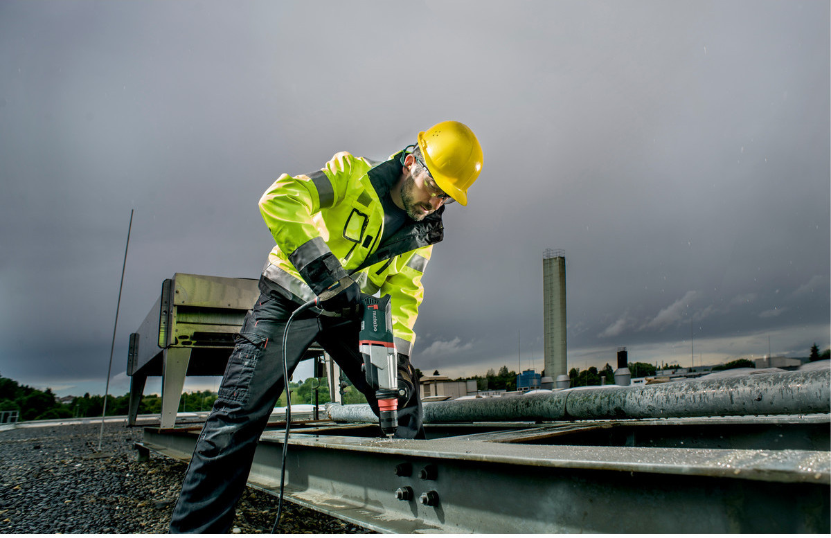 Перфоратор Metabo KHE 2660 Quick патрон:SDS-plus уд.:3Дж 850Вт (кейс в комплекте) — миниатюра 4