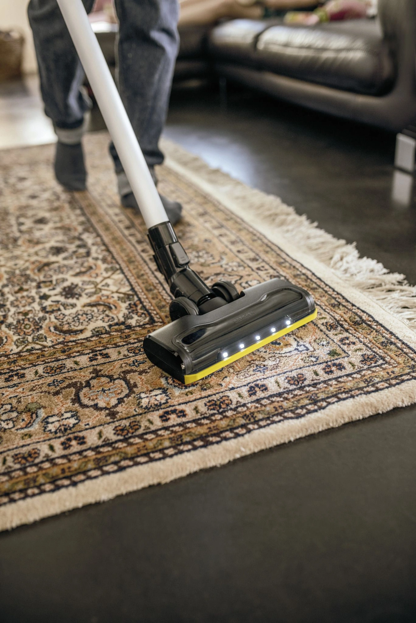 Пылесос Karcher VC 6 Cordless серебристый/белый — миниатюра 5