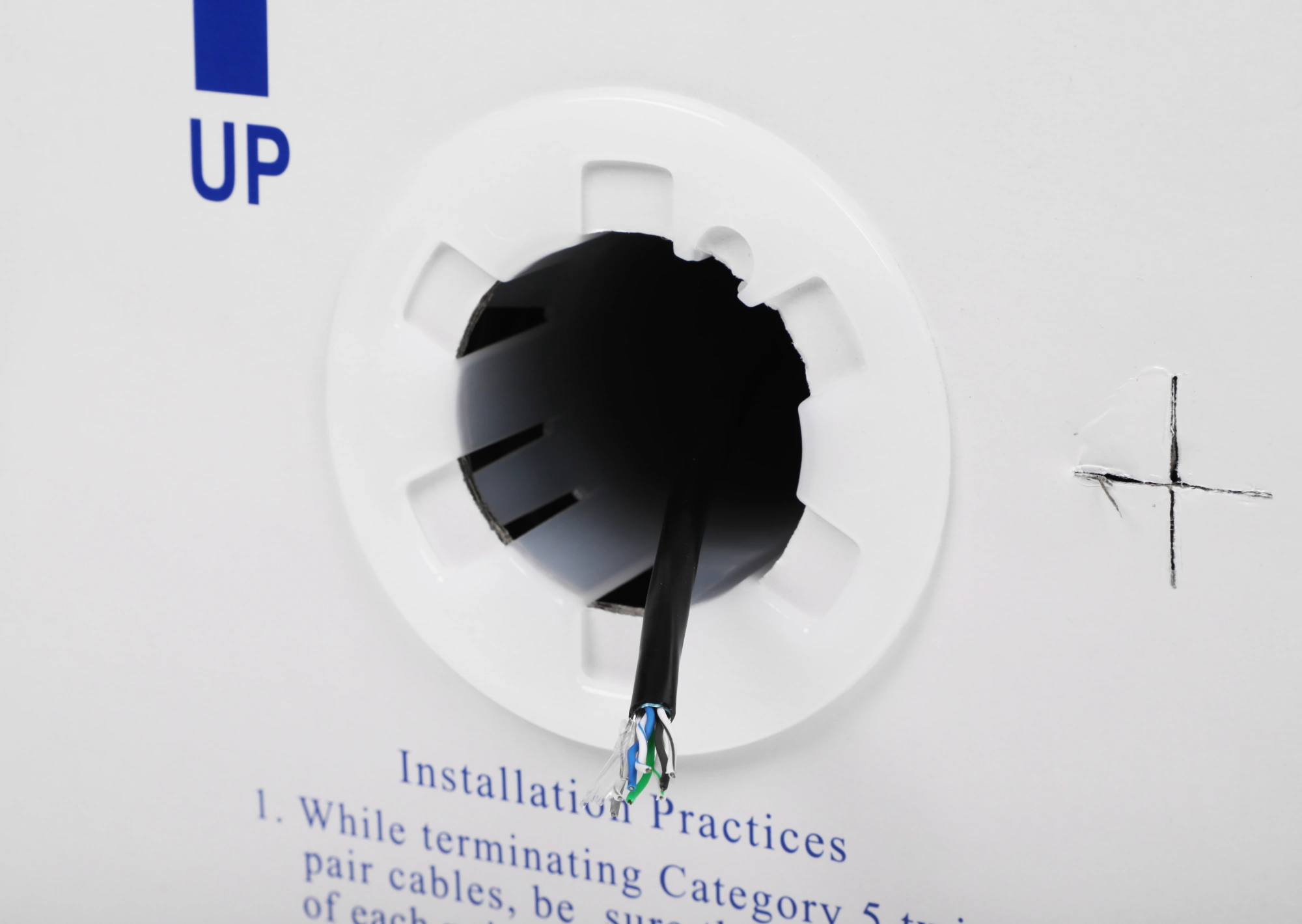 Кабель информационный Lanmaster TWT-5EFTP-XS-OUT кат.5E FTP 4 пары 24AWG PE внешний 305м черный — миниатюра 3