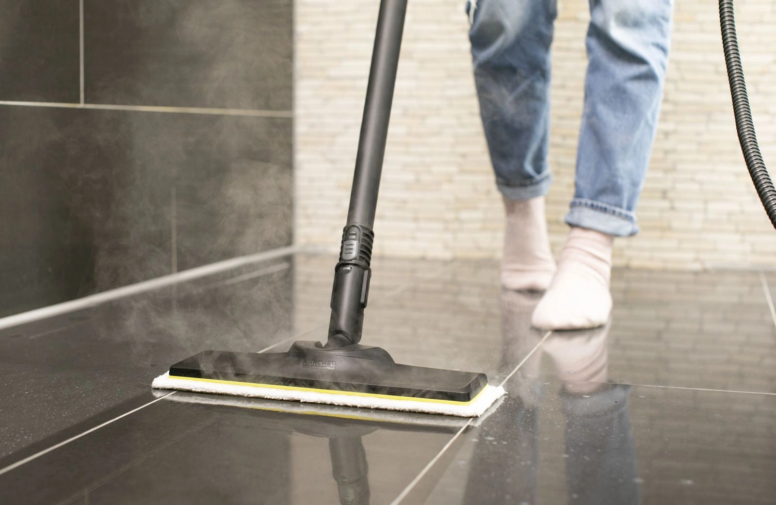 Пароочиститель напольный Karcher SC 2 EasyFix 1500Вт белый/черный — миниатюра 3