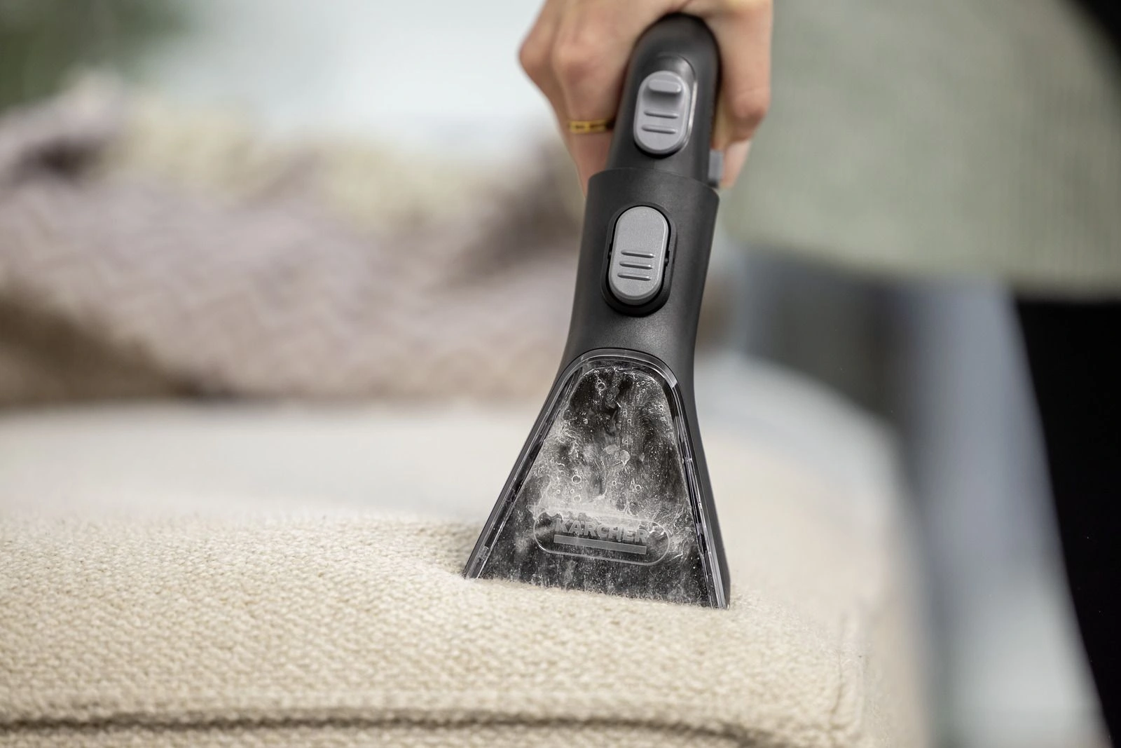 Пылесос моющий Karcher SE 4 Plus 1000Вт белый/черный — миниатюра 10