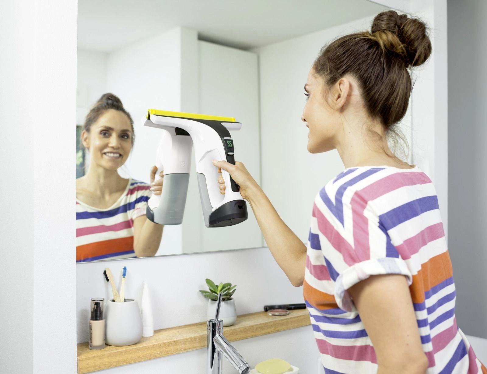 Мойщик окон Karcher WV 6 Plus шир.скреб.:280мм пит.:от аккум. белый — миниатюра 8