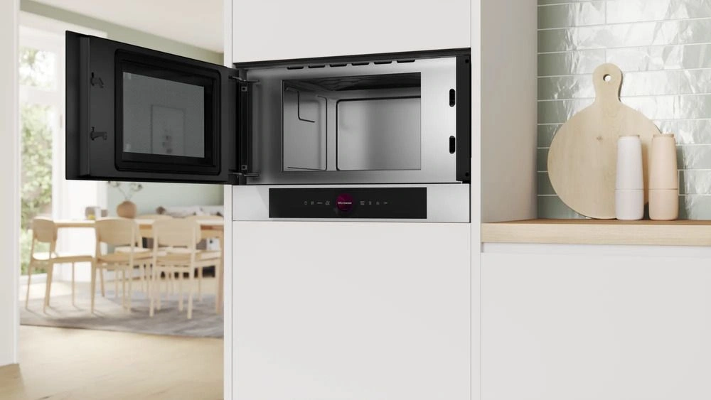 Микроволновая печь Bosch BFL7221W1 21л. 900Вт белый (встраиваемая) — миниатюра 4