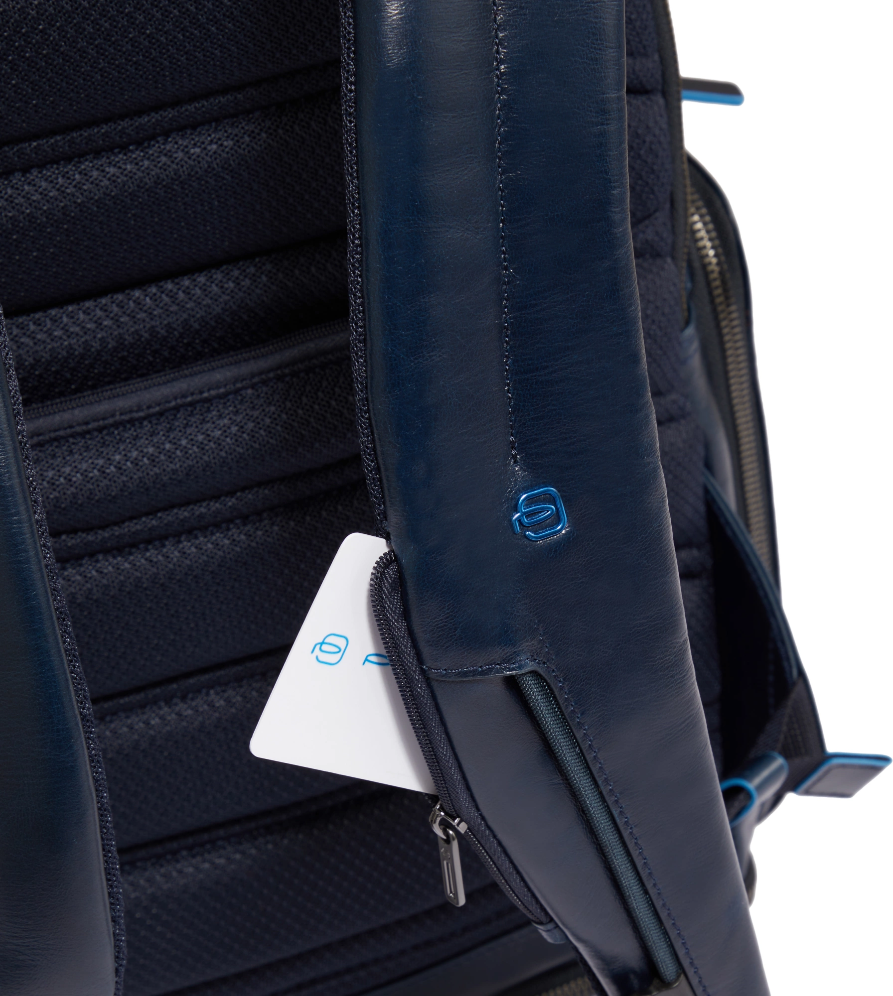 Рюкзак мужской Piquadro Blue Square CA6592B2BM/BLU2 темно-синий натур.кожа — миниатюра 7