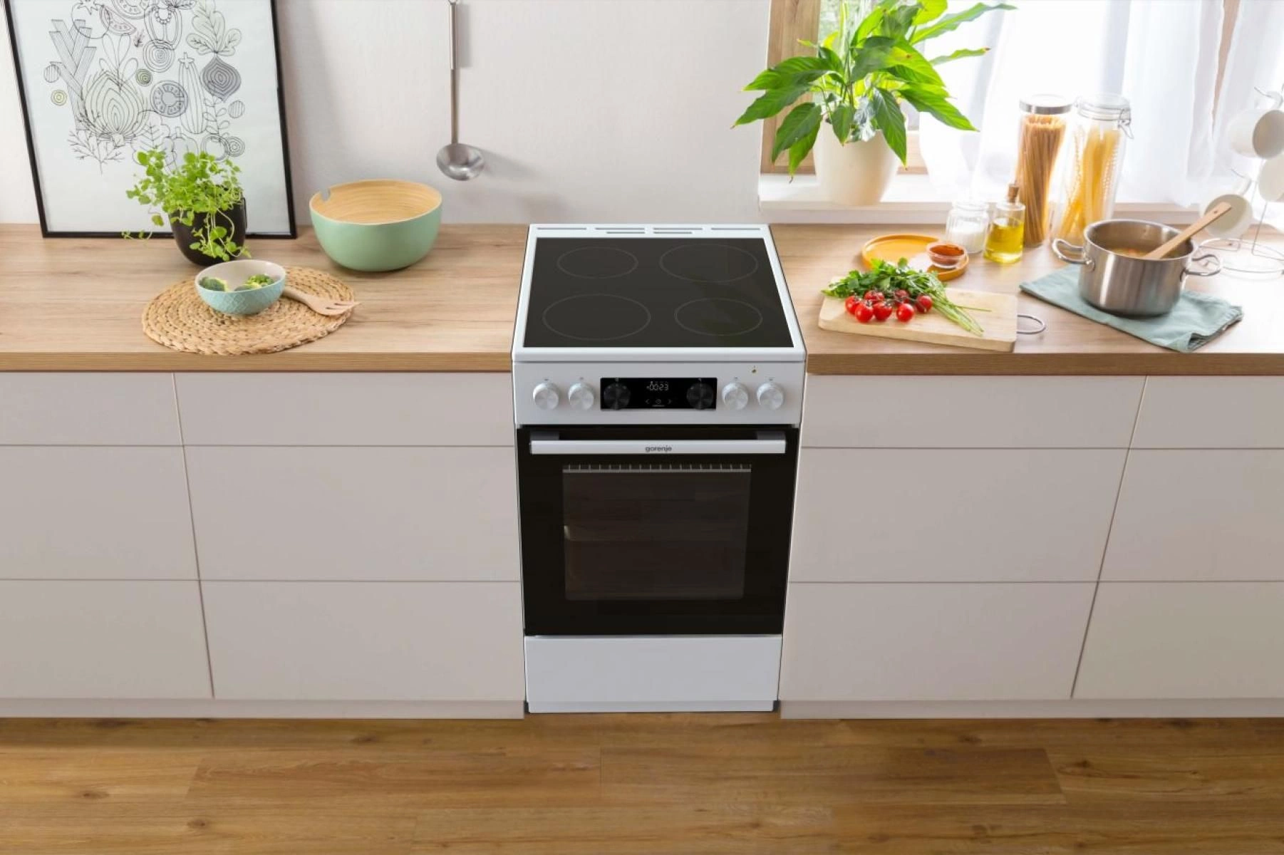 Плита Электрическая Gorenje GEC5C42WG белый стеклокерамика (без крышки) — миниатюра 10