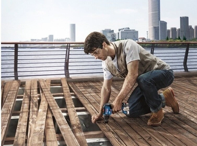 Дрель-шуруповерт Bosch GSR 18V-50 + L аккум. патрон:быстрозажимной (кейс в комплекте) (06019H5000) — миниатюра 6
