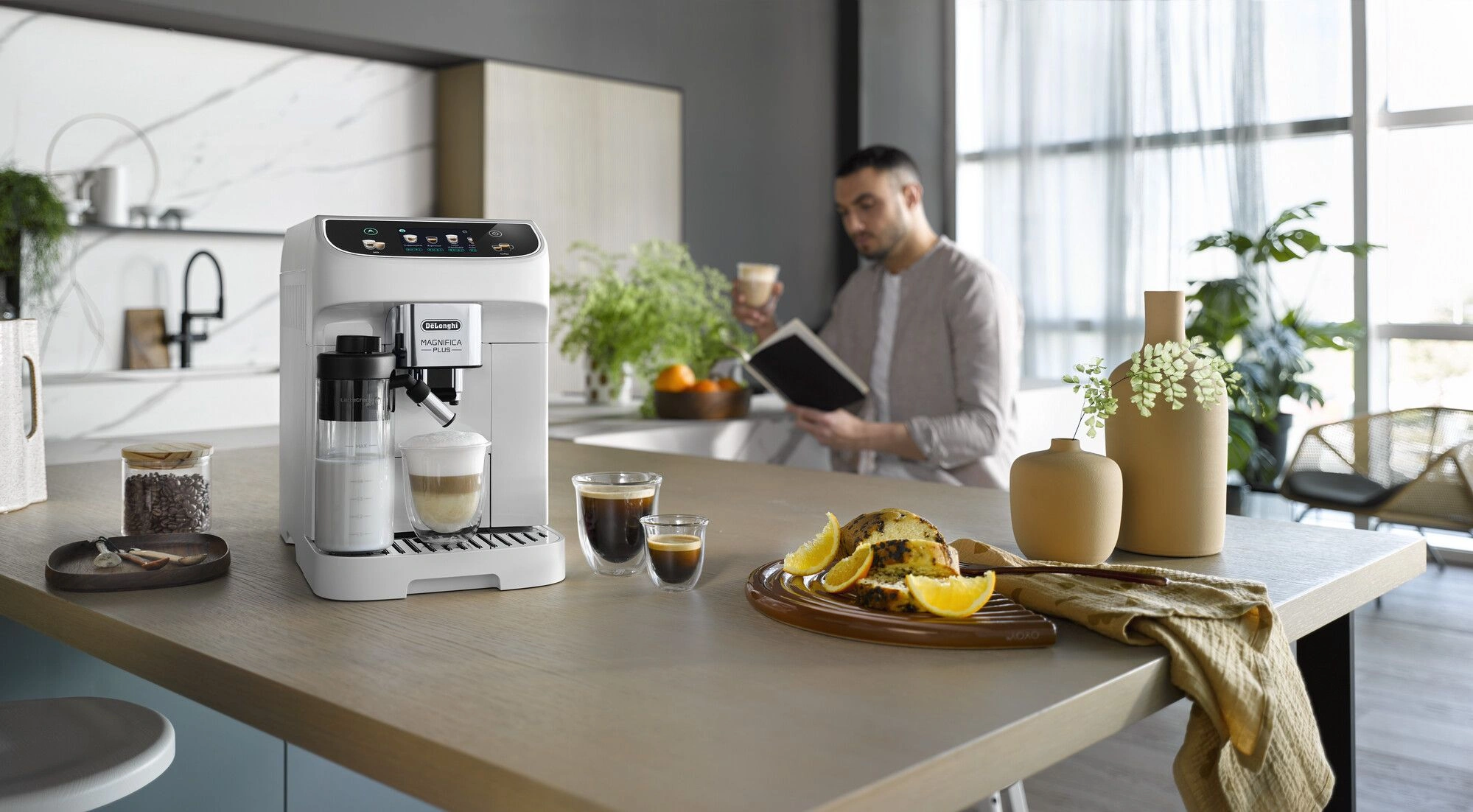 Кофемашина Delonghi Magnifica Plus ECAM320.60.W 1450Вт белый/черный — миниатюра 5