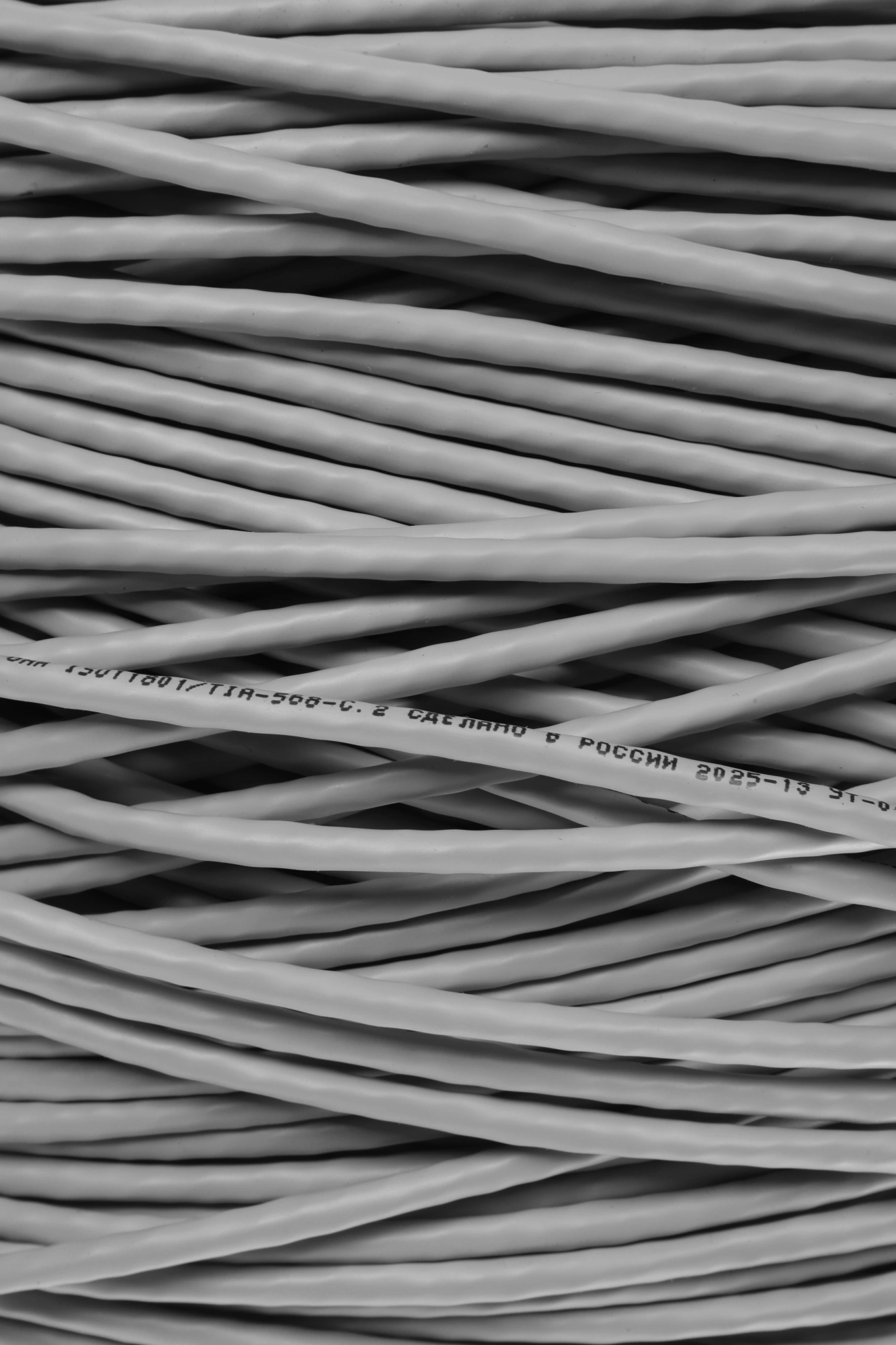 Кабель сетевой информационный Suprlan Standard 01-0328-9 кат.5E UTP 4 пары 24AWG PVC внутренний 305м серый — миниатюра 5