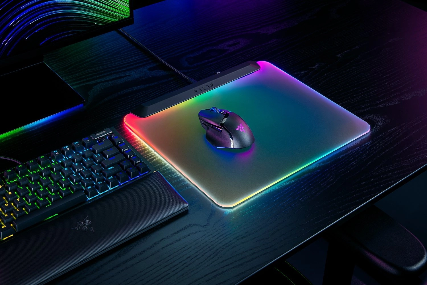 Коврик для мыши Razer V2 Pro черный/зеленый 278x360x4.6мм (RZ02-04920100-R3M1) — миниатюра 5