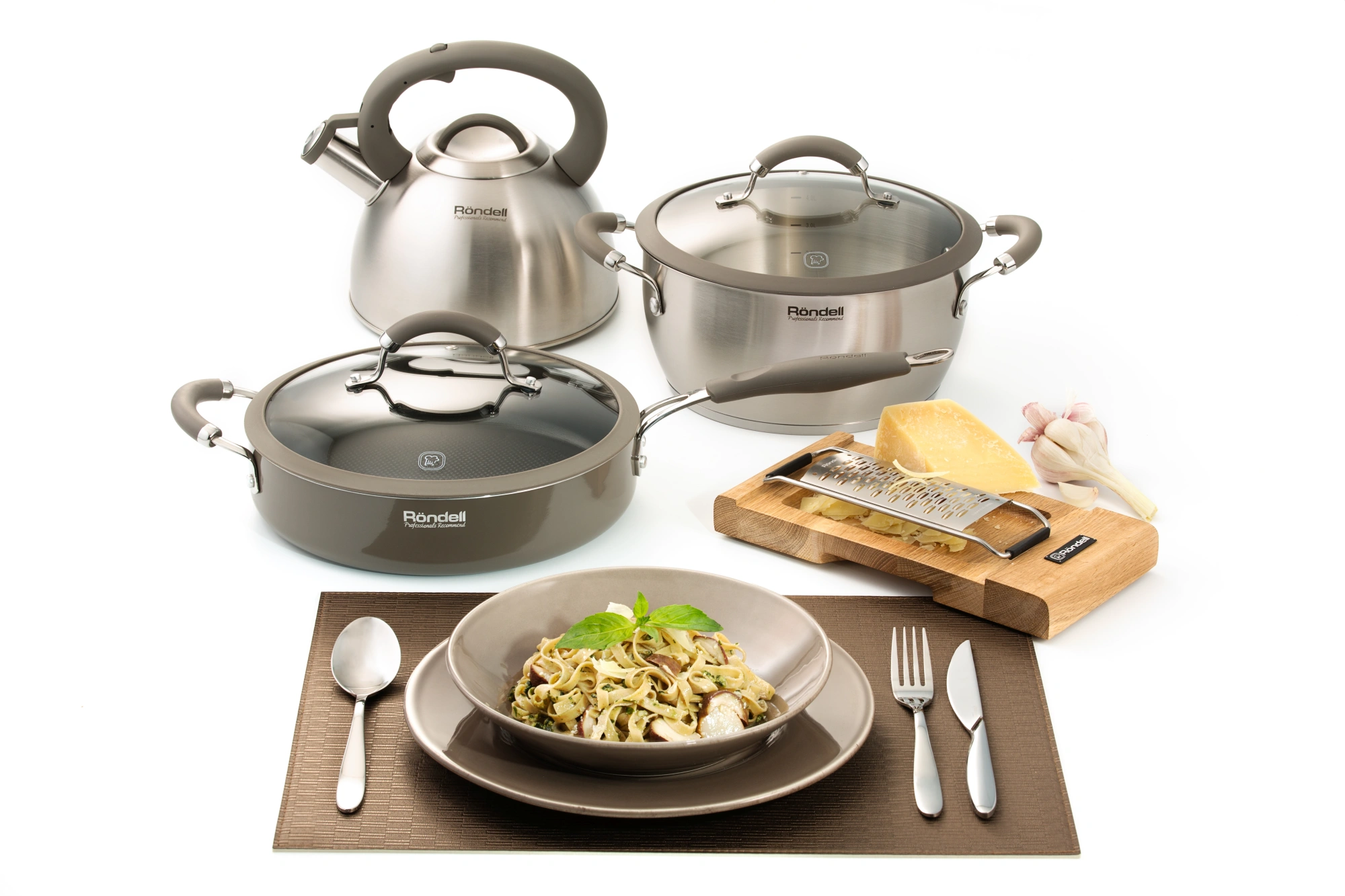 Кастрюля Rondell Balance RDS-753 2л. d=18см (с крышкой) стальной — миниатюра 3