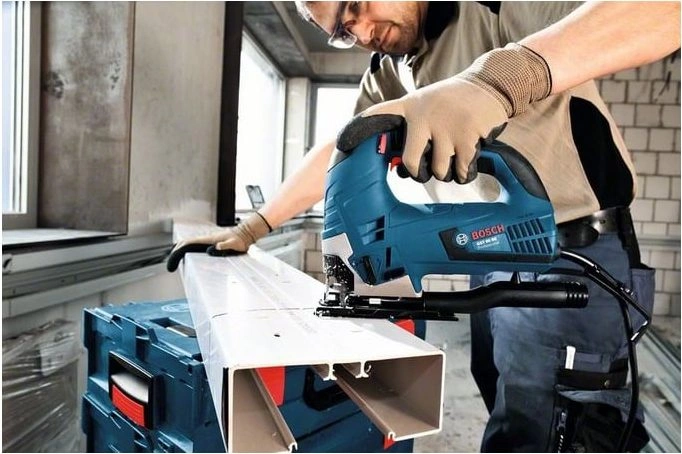 Лобзик Bosch GST 90 BE 650Вт 3100ходов/мин от электросети (кейс в комплекте) — миниатюра 2