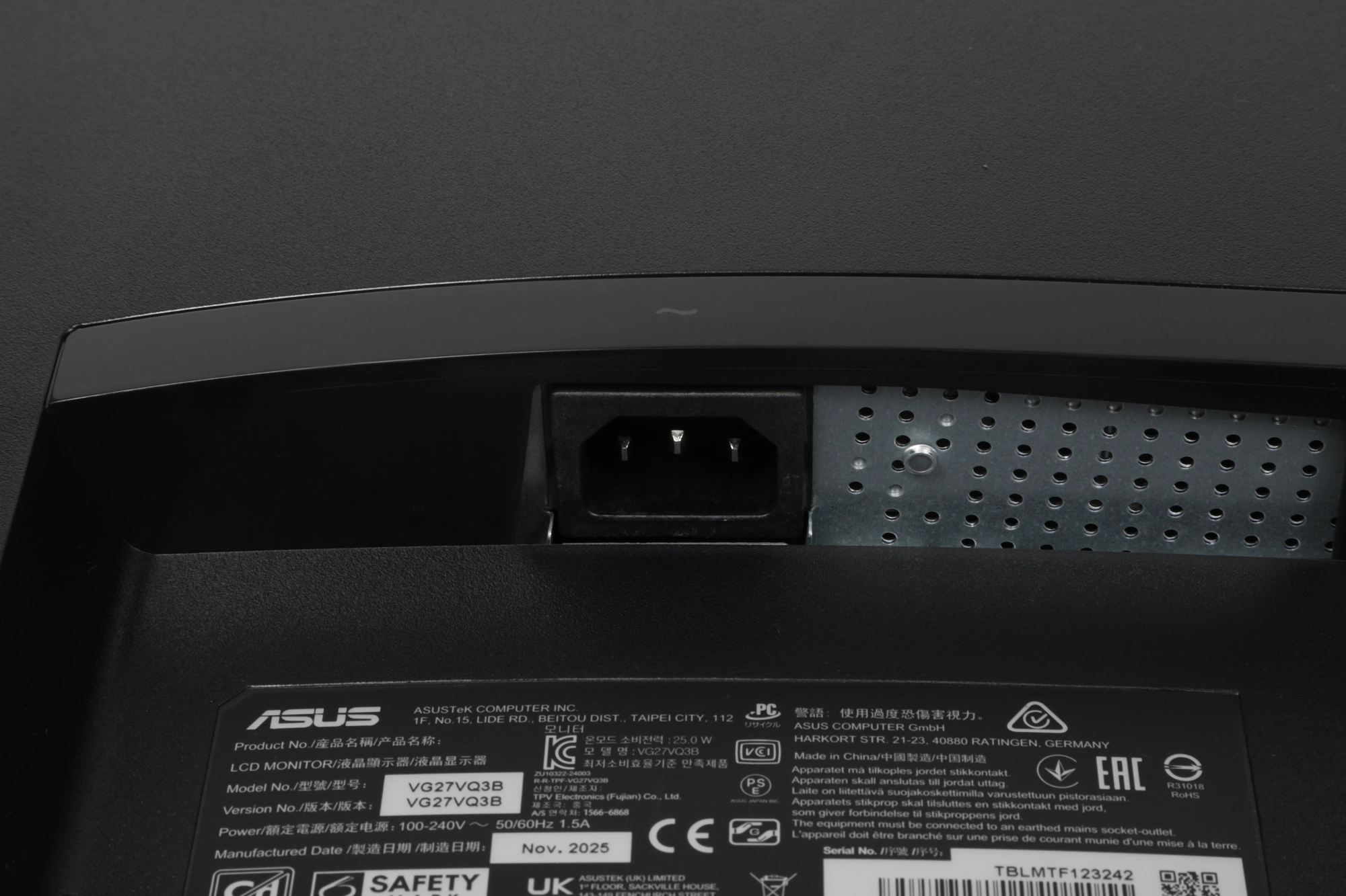 Монитор Asus 27" TUF Gaming VG27VQ3B черный VA LED 16:9 HDMI M/M матовая 250cd 178гр/178гр 1920x1080 180Hz FreeSync DP FHD 4.9кг — миниатюра 14