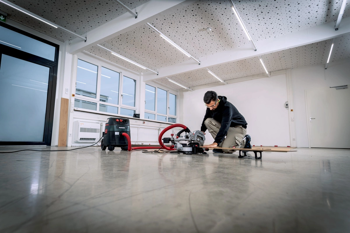 Торцовочная пила Metabo KGS 216 M 1500Вт 5000об/мин d=216мм — миниатюра 8