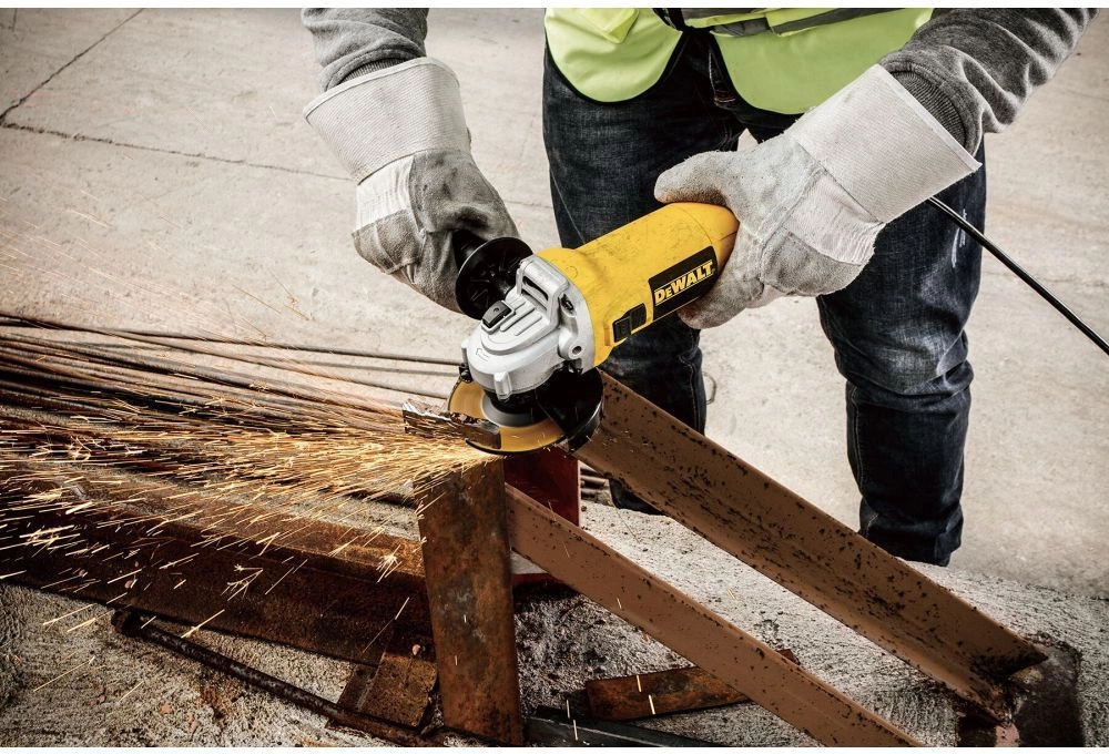Углошлифовальная машина DeWalt DWE4117-QS 950Вт 12000об/мин рез.шпин.:M14 d=125мм — миниатюра 3