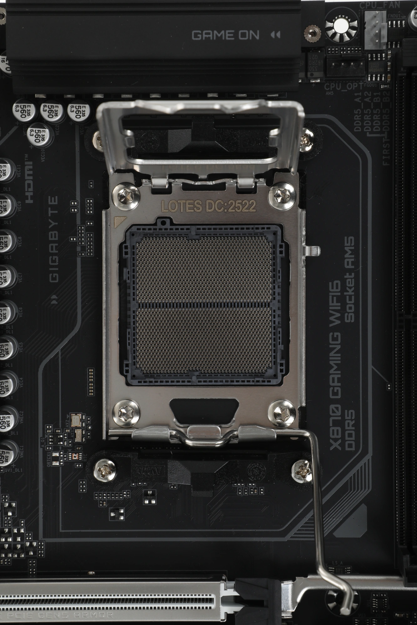 Материнская плата Gigabyte X870 GAMING WIFI6 Socket AM5 AMD X870 4xDDR5 ATX AC`97 8ch(7.1) 2.5Gg RAID+HDMI — миниатюра 3