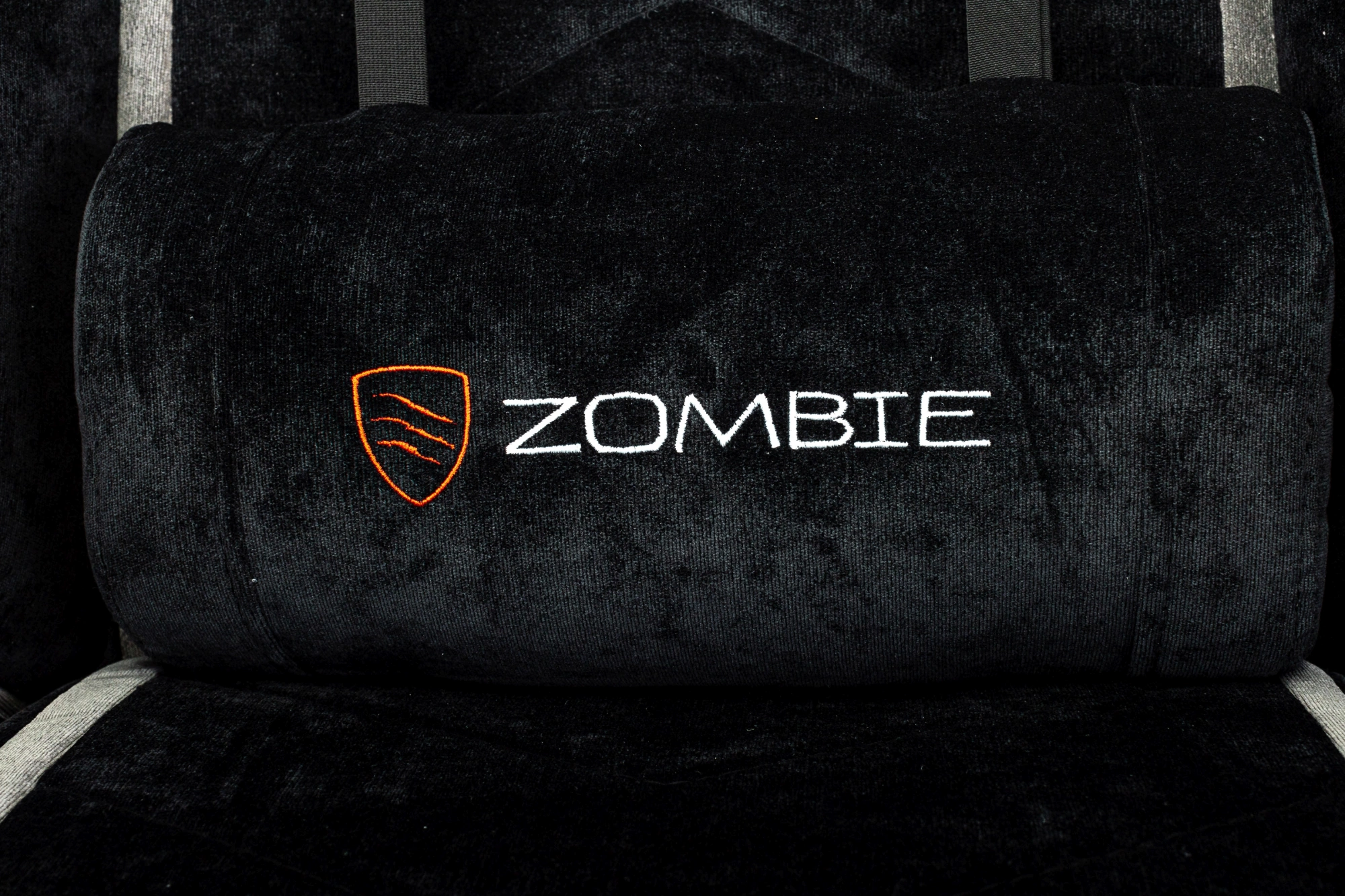 Кресло игровое Zombie Drift/F черный/серый с подголов. крестов. пластик подст.для ног — миниатюра 13
