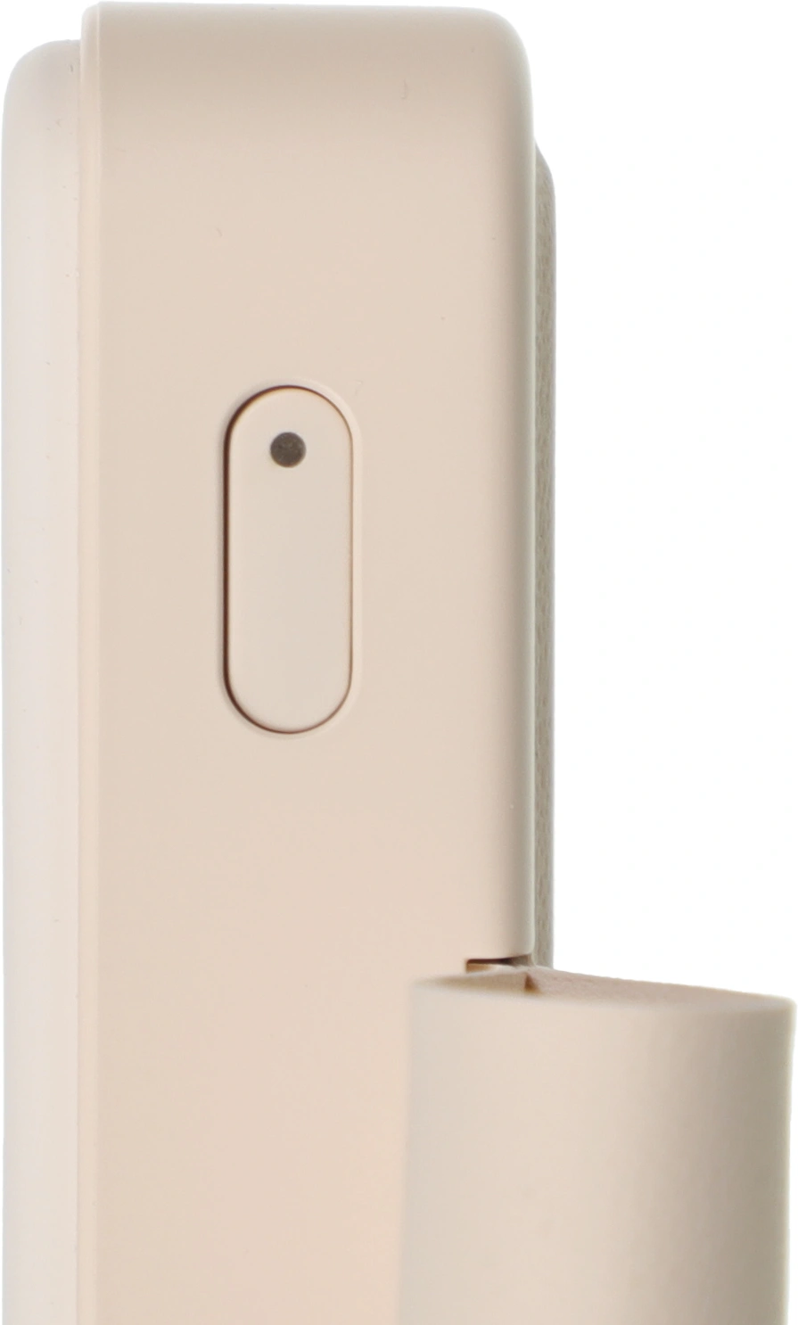 Мобильный аккумулятор Xiaomi BHR9074GL 6000mAh Qi 15W 2.4A USB-C беспров.зар. бежевый — миниатюра 6