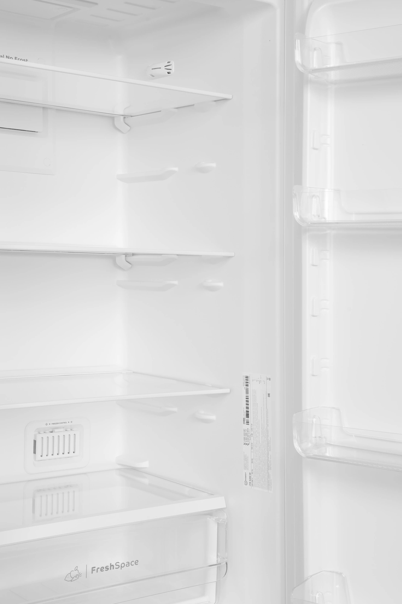 Холодильник Indesit ITR 5200 W 2-хкамерн. белый — миниатюра 10