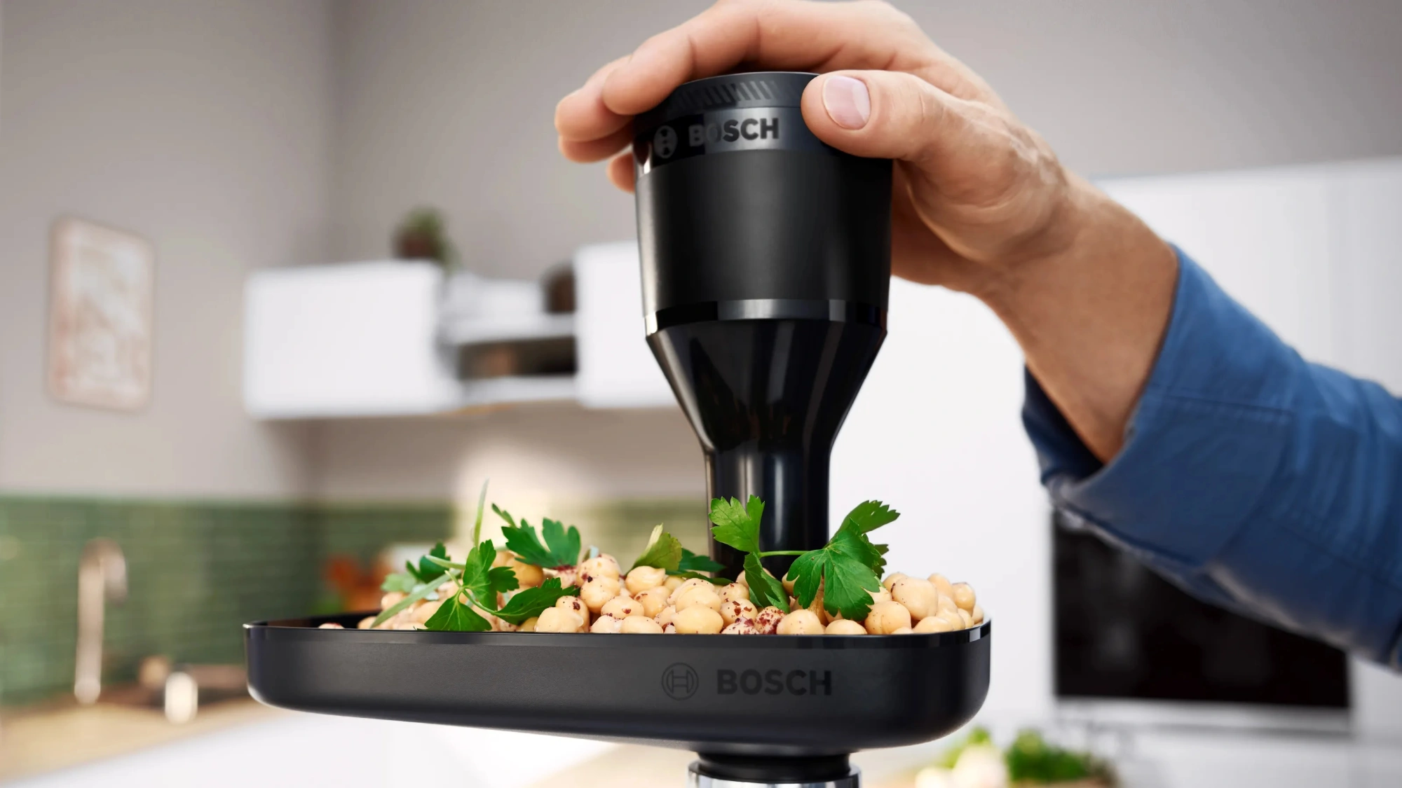 Мясорубка Bosch MFWS640B 2100Вт черный — миниатюра 6