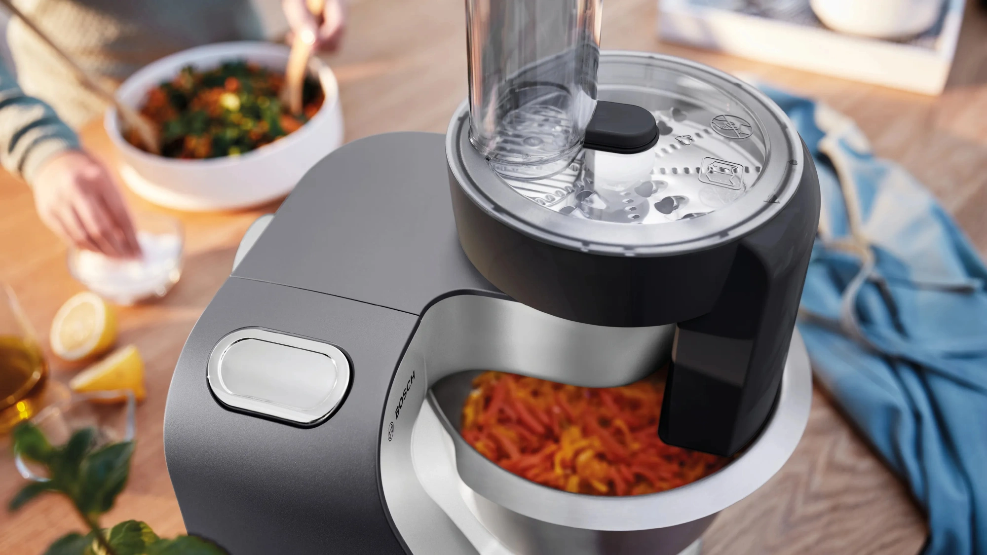 Кухонная машина Bosch MUM58359 1000Вт черный/серый — миниатюра 4