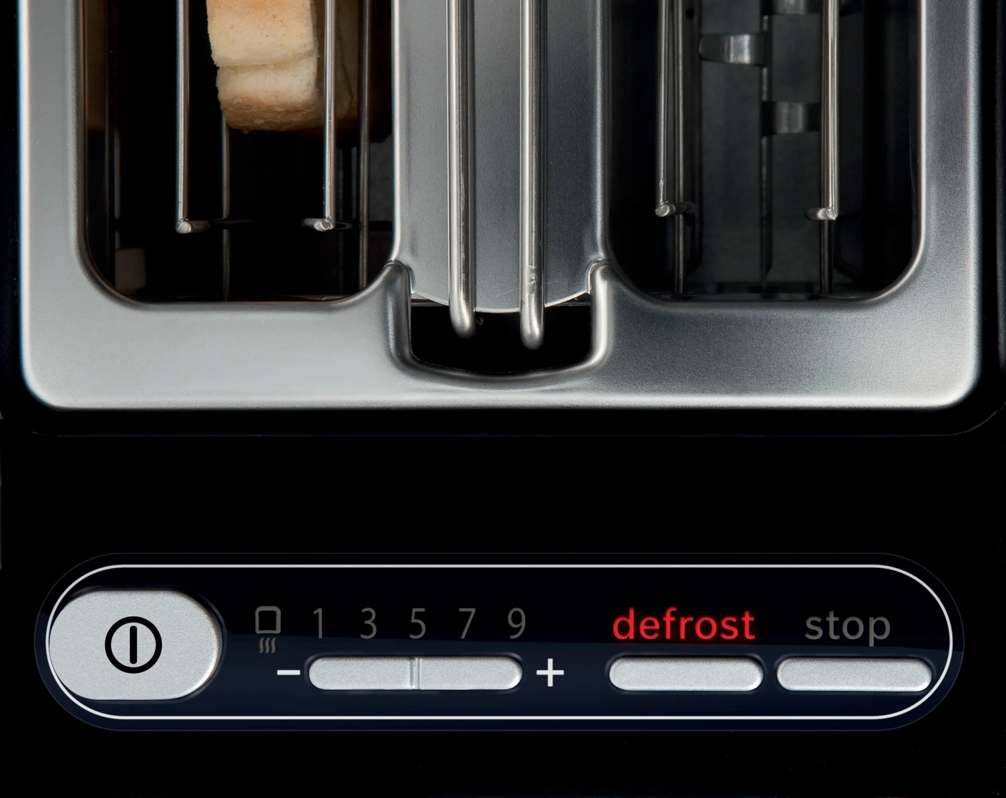Тостер Bosch TAT8613N 860Вт черный — миниатюра 4