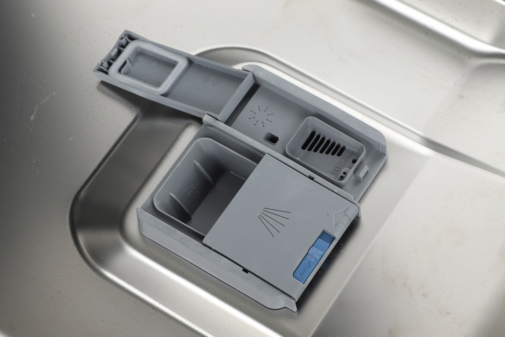 Посудомоечная машина встраив. Beko BDIS38121Q 1200Вт узкая инвертер — миниатюра 8